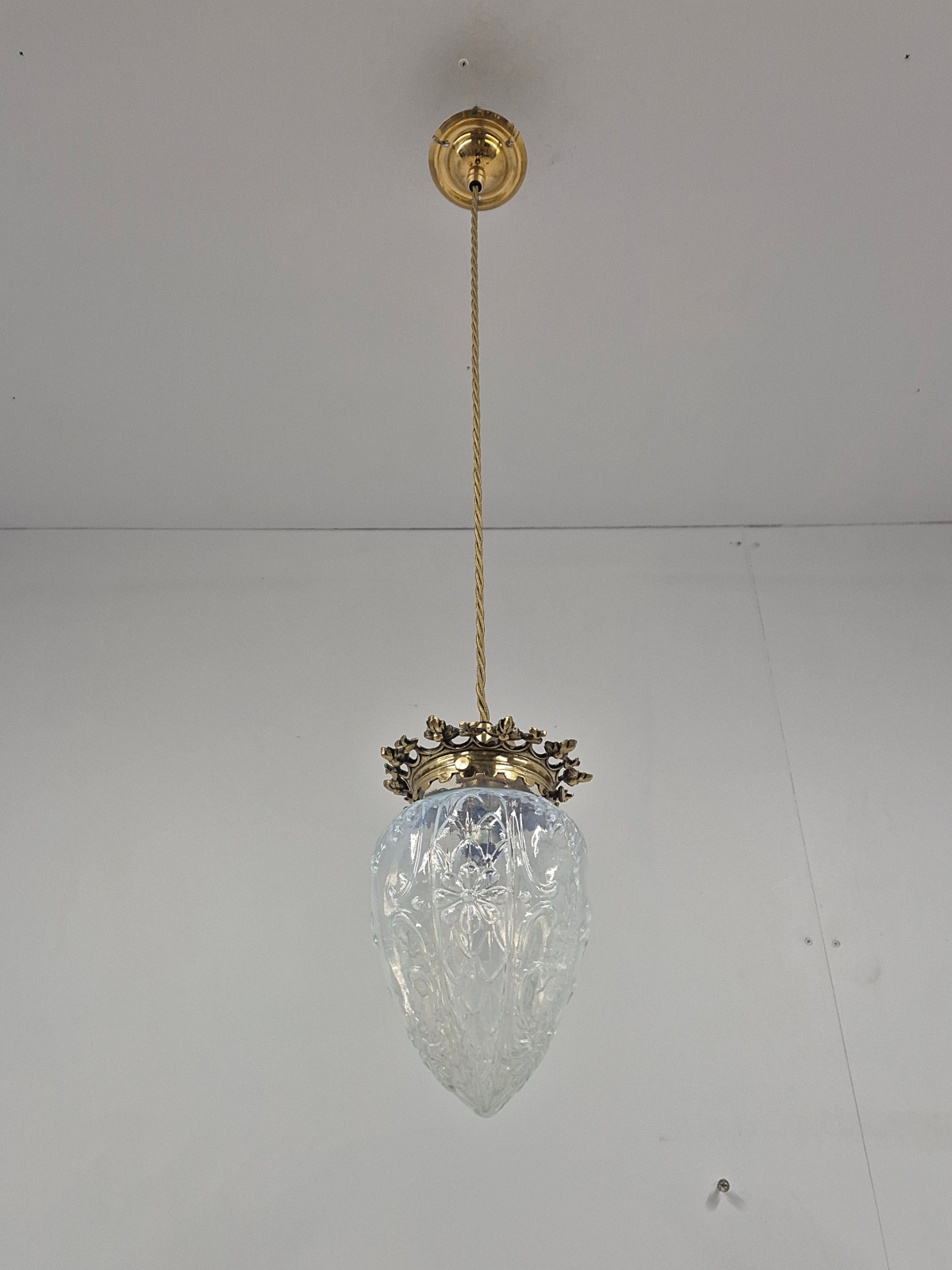 Unsigned | Collection of 4 Opalescent Glass Lanterns | Available to Buy Seperately - Image 5