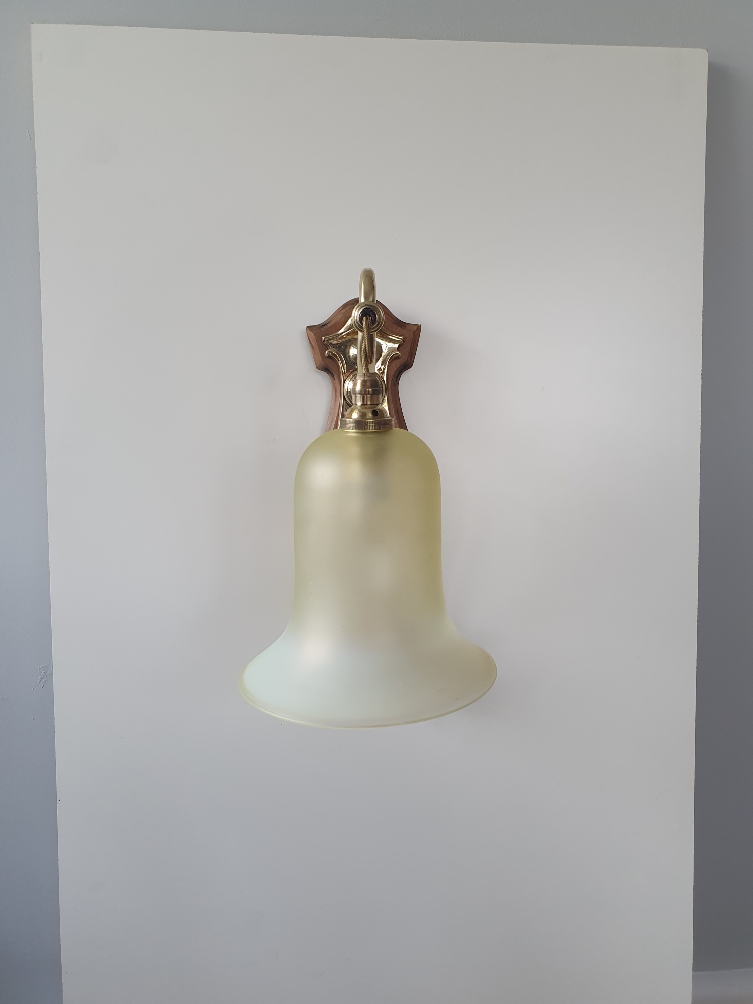 William Whitehouse & Co. Birmingham | 2 Art Nouveau Cast Brass Wall Lights | England 1902 | SOLD - Image 4