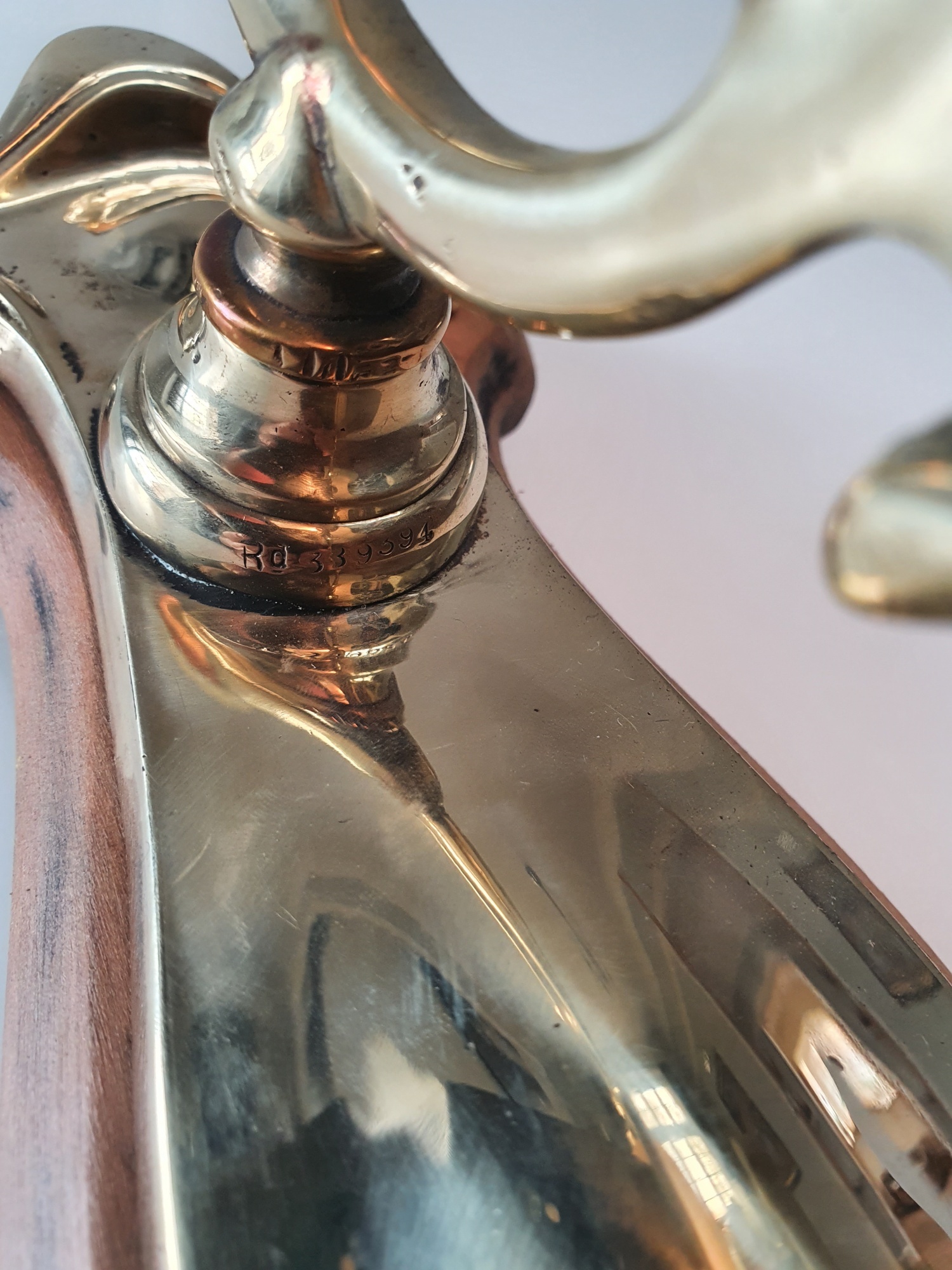 William Whitehouse & Co. Birmingham | 2 Art Nouveau Cast Brass Wall Lights | England 1902 | SOLD - Image 6