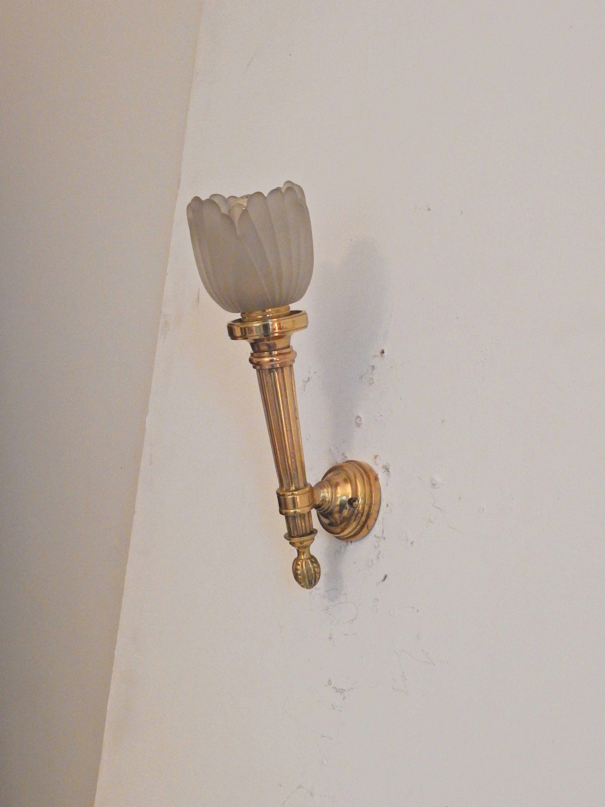 Best & Lloyd, Birmingham | 2 "Pullman Coach" Wall Lights | English c.1925 | SOLD - Image 2