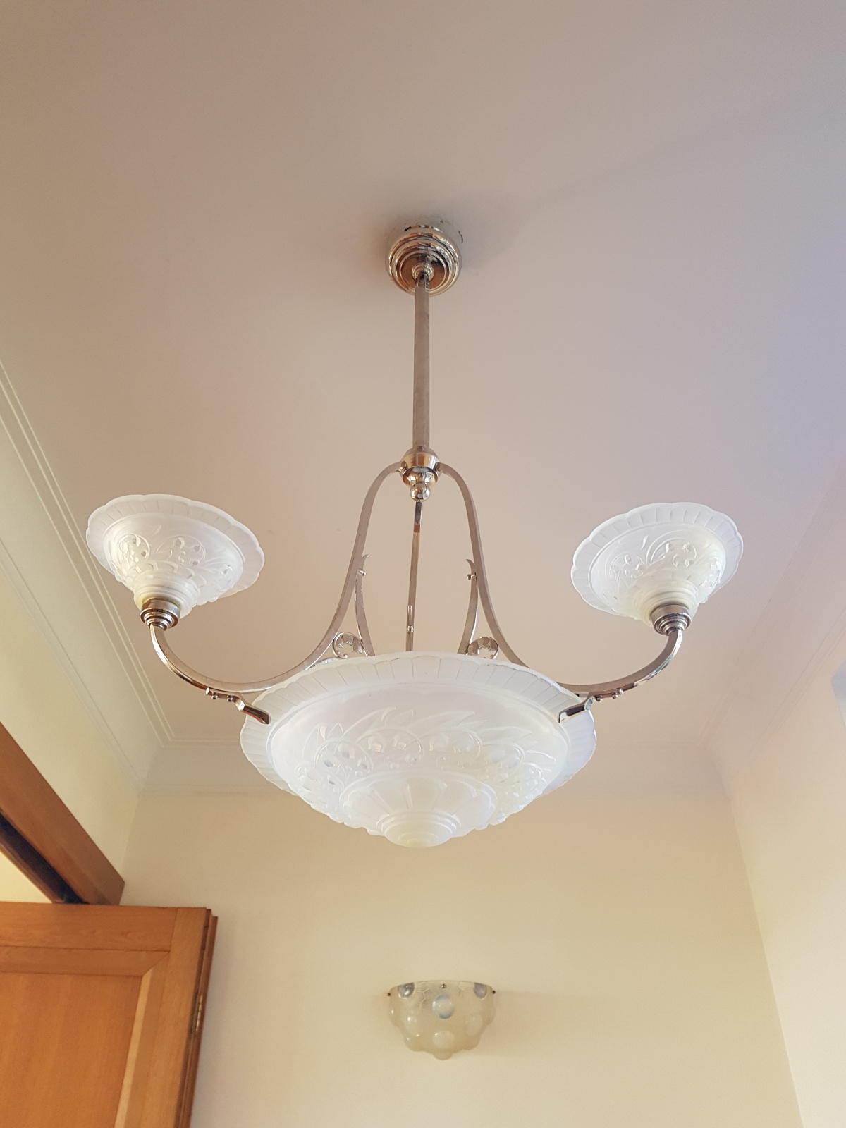 Pierre Maynadier, Paris | Opalescent Glass Art Deco Chandelier | France c.1930 | SOLD - Image 2