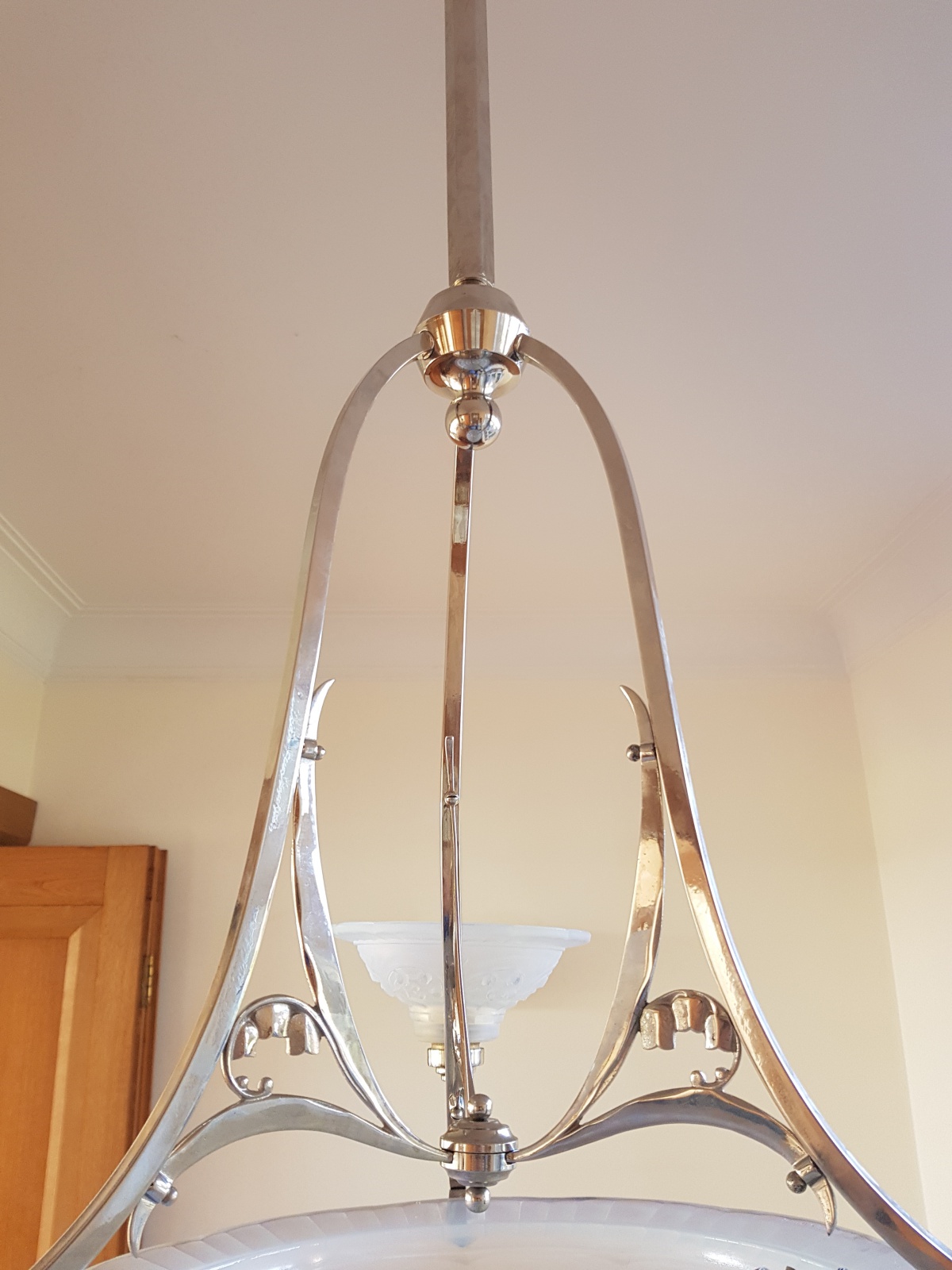 Pierre Maynadier, Paris | Opalescent Glass Art Deco Chandelier | France c.1930 | SOLD - Image 10