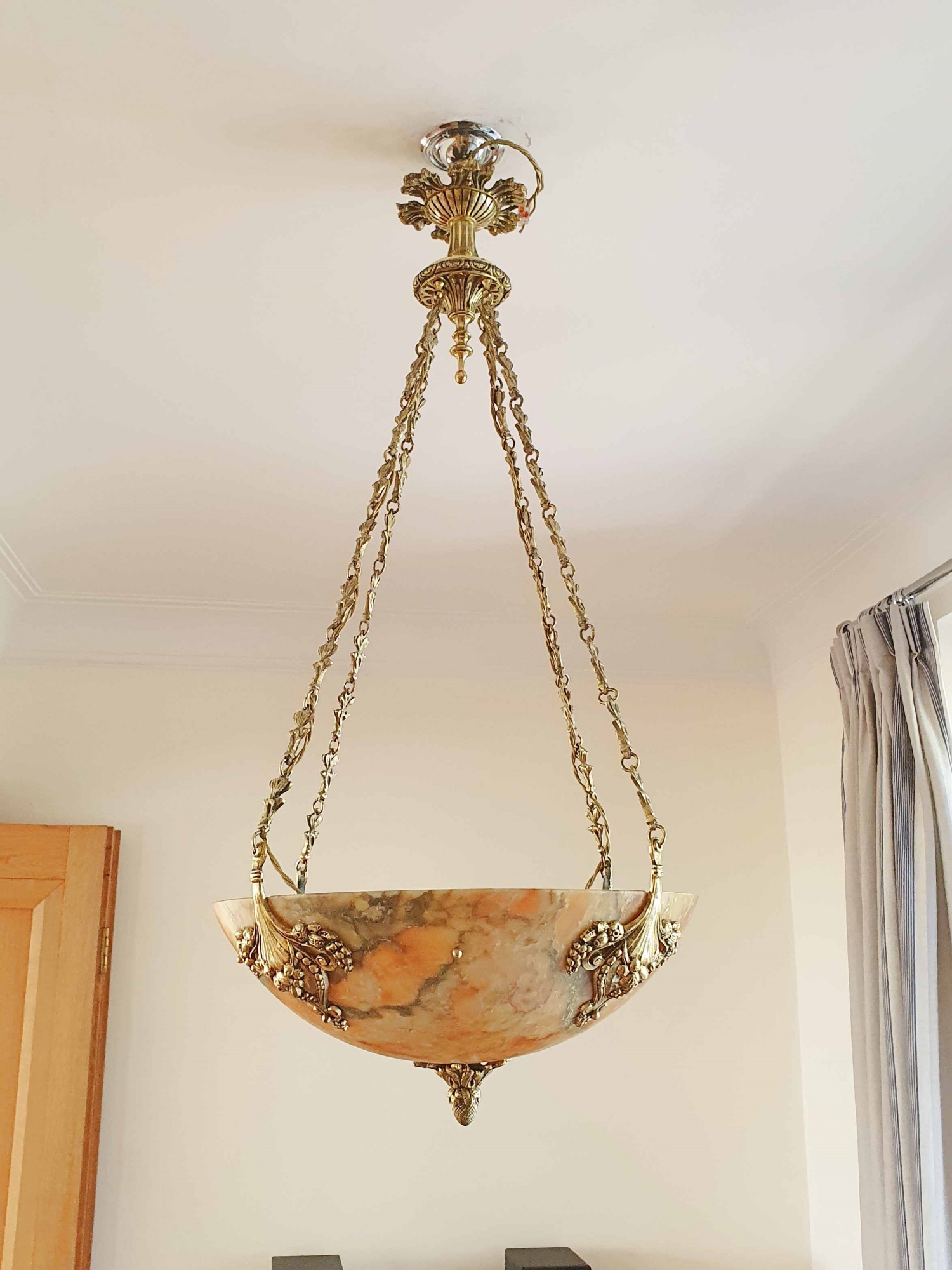 Fonderies de Bronze, Nanterre & Lyon | Decorative Neoclassical Alabaster Plafonnier | France c.1925 | SOLD - Image 4