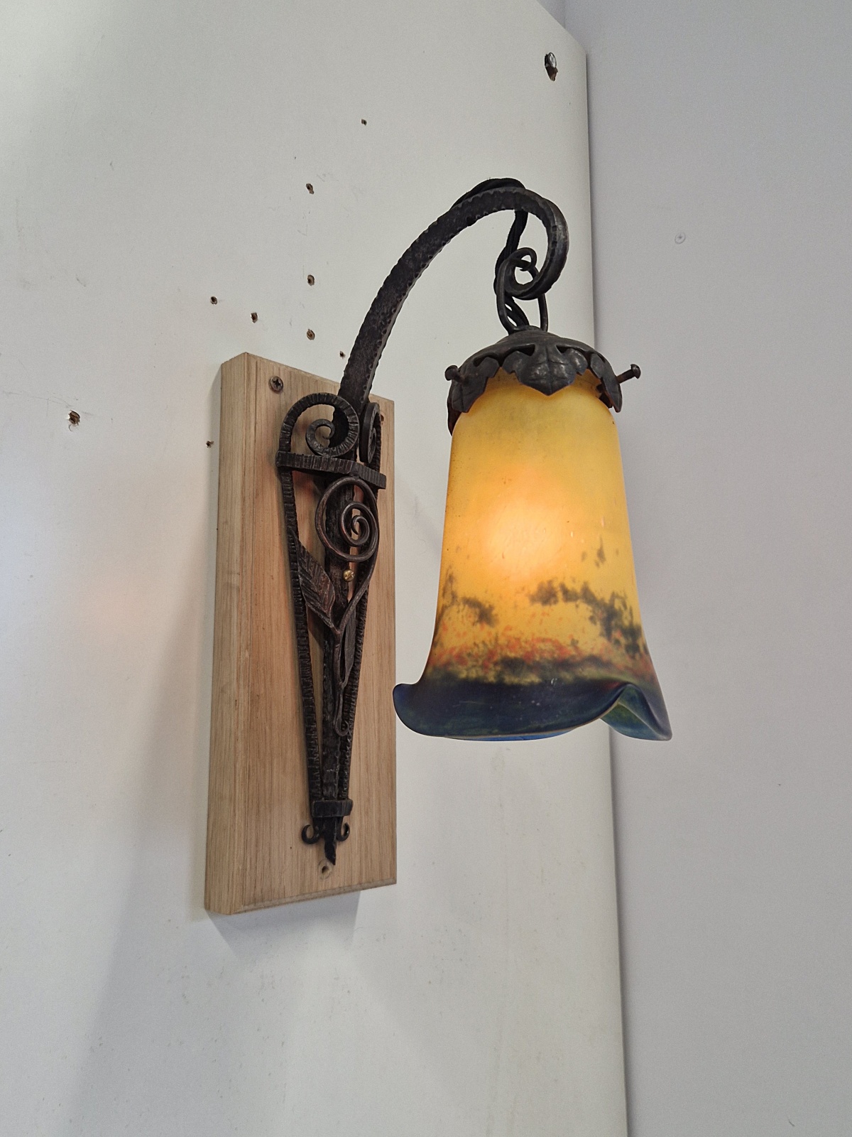 Noverdy (Nouvelle Verrerie de Dijon) | 2 Pate-de-verre Wall Lights | France c.1930 - Image 6