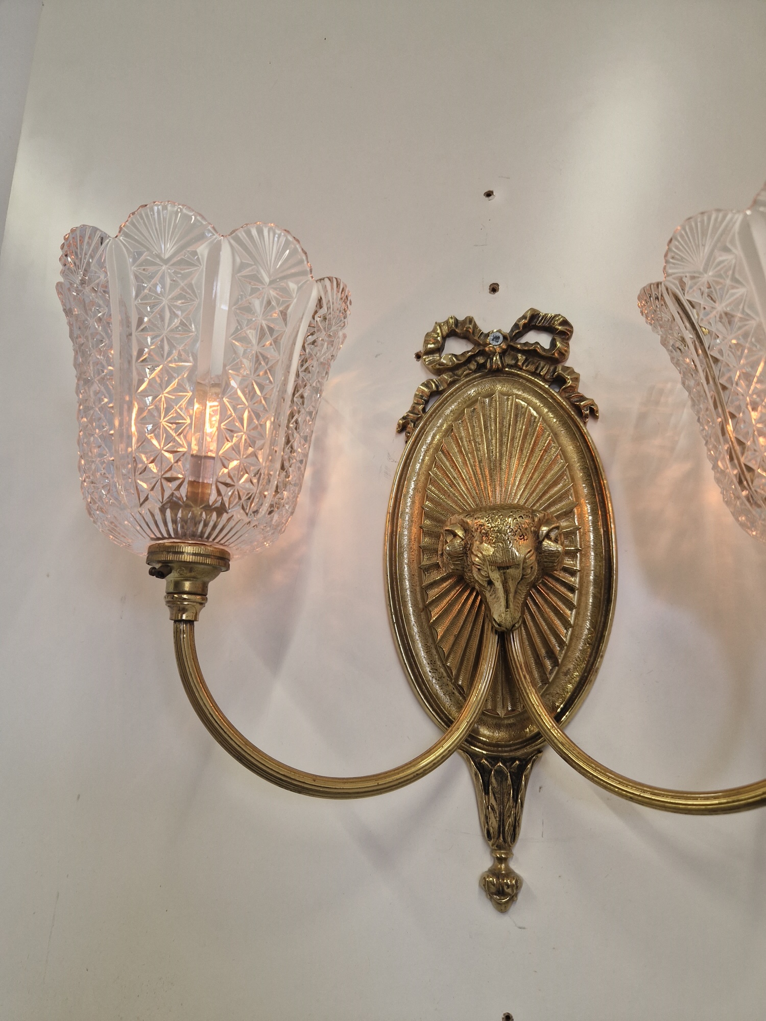 The General Electric Company (G.E.C) | Neoclassical Twin-Arm Wall Applique | England c.1925 - Image 6