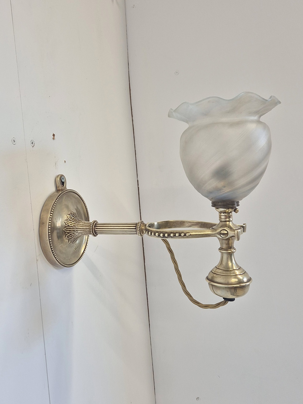 The Generel Electric Company (G.E.C) | Cast Brass "Gimbal" Table or Wall Lamp | England c.1922 | SOLD - Image 5