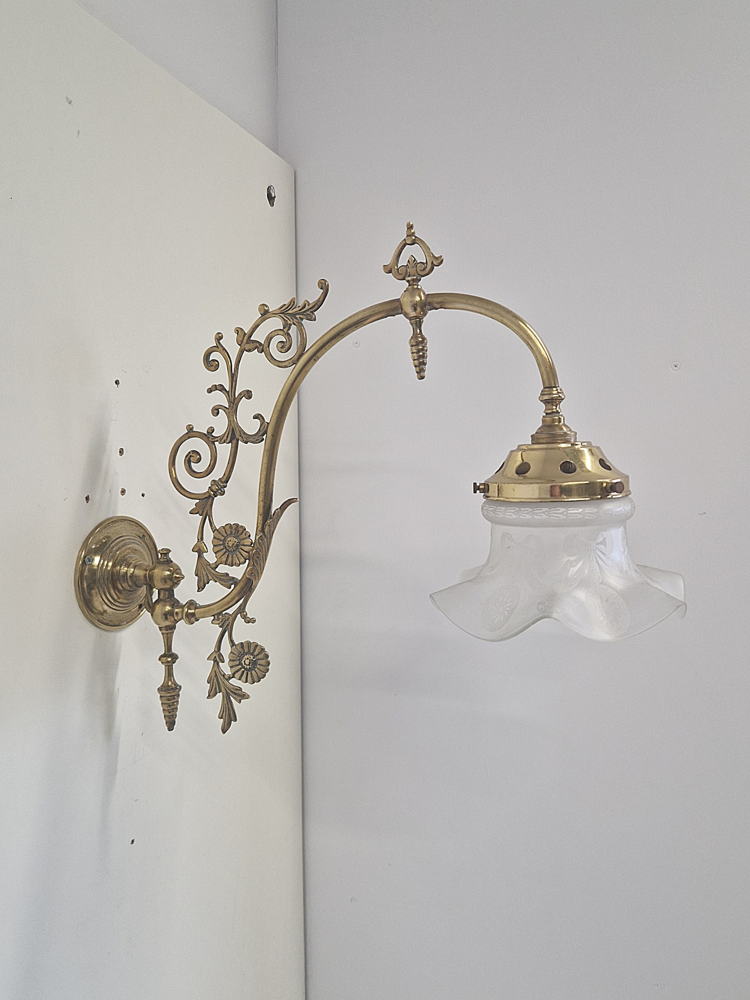 Unsigned | 2 Victorian Converted Gas Wall Lights | England c.1895 | SOLD - Image 3