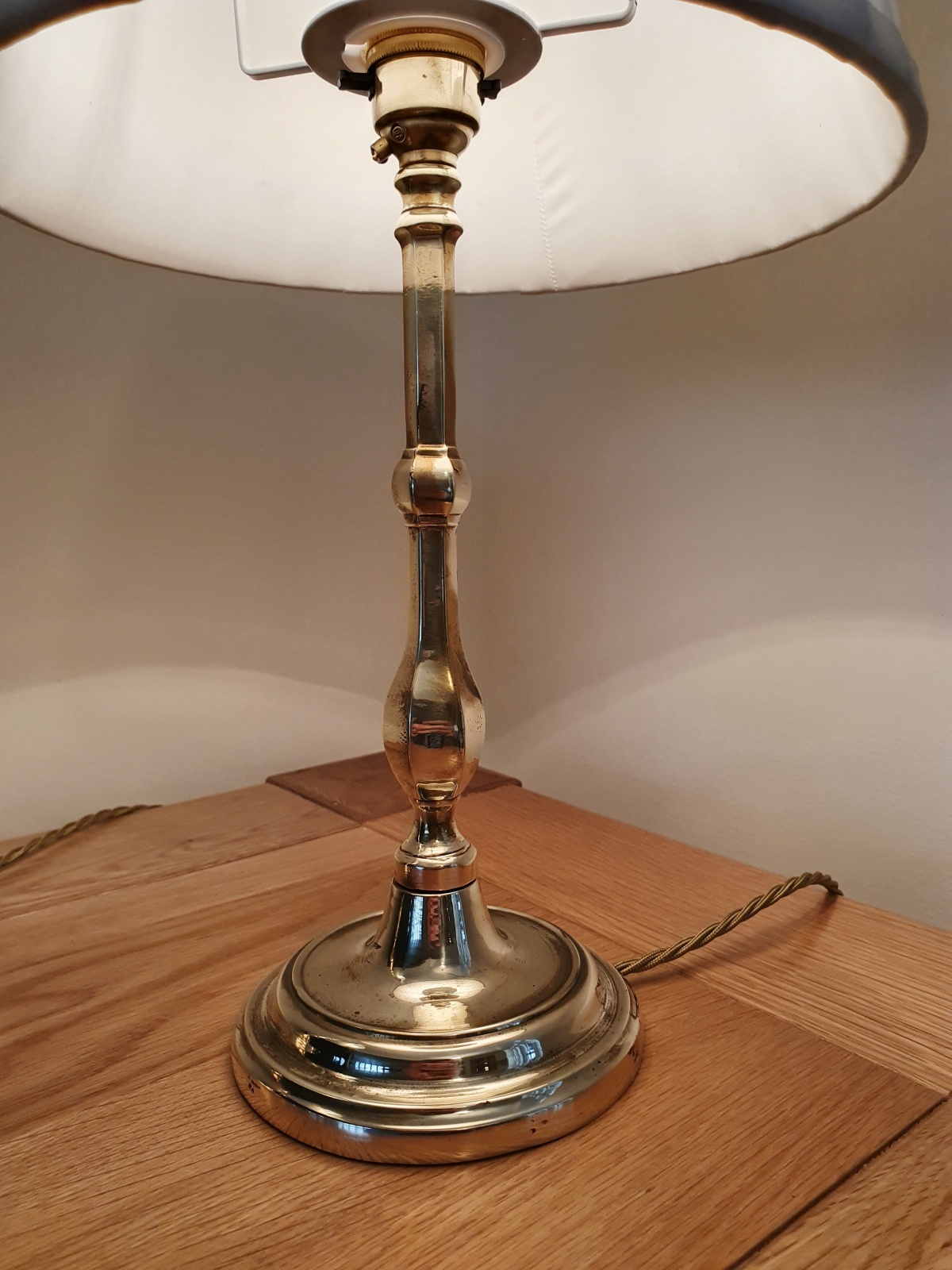 J & W.B.Smith Ltd, London & Glasgow | 2 Edwardian Brass Table Standards | England c.1925 | SOLD - Image 4