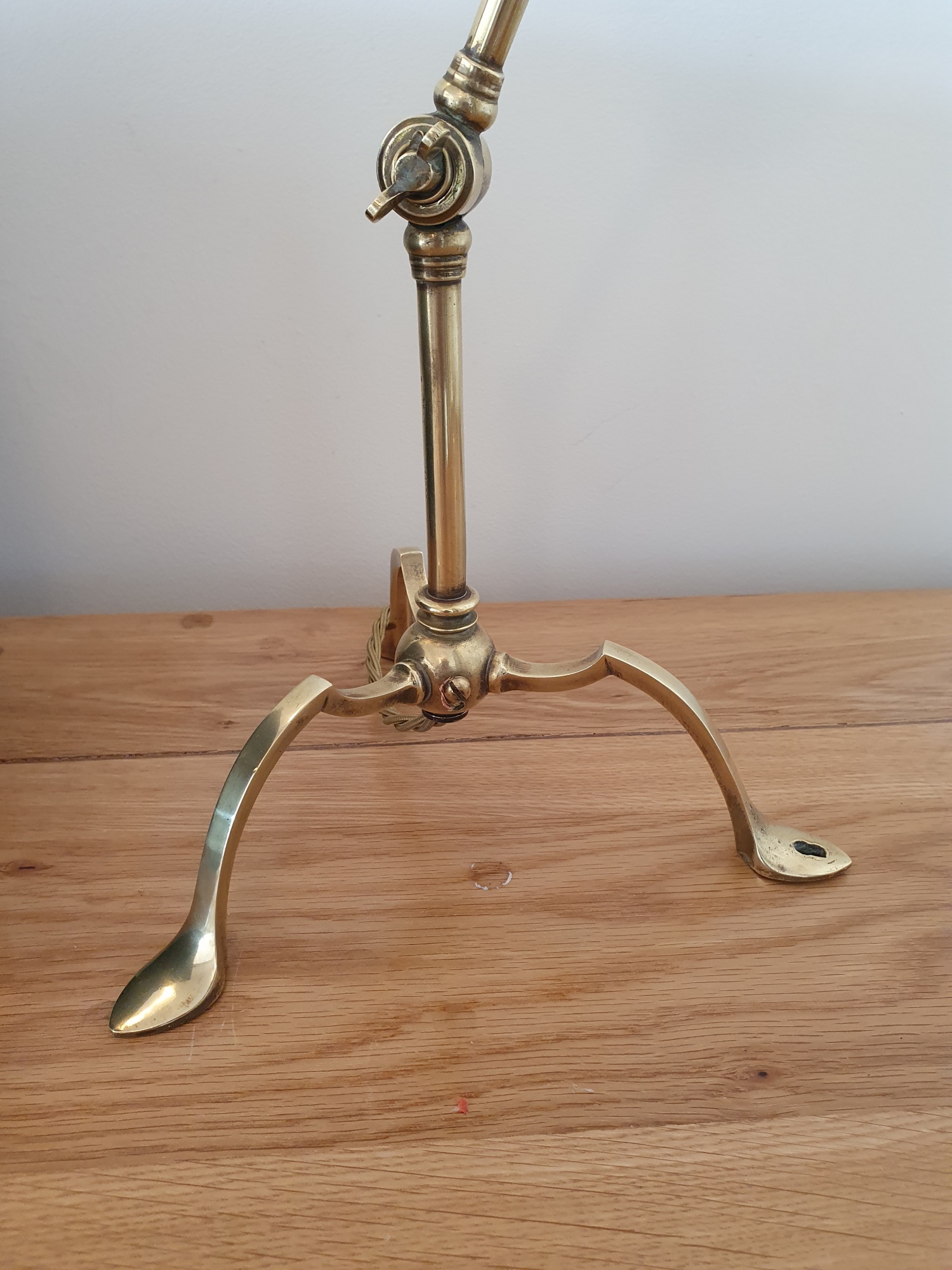 The General Electric Company (G.E.C) | 2 Similar Arts & Crafts Table Lamps | England c.1905 | SOLD | SOLD - Image 6