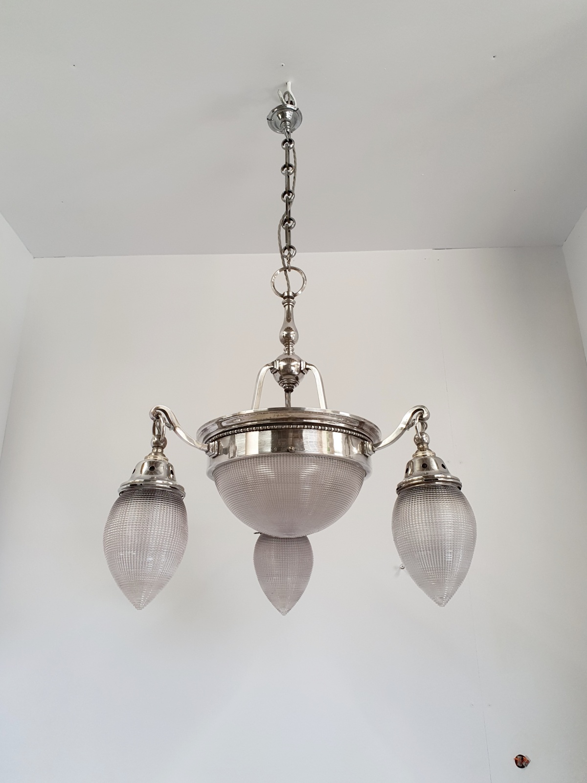 The Holophane Company | Edwardian 3-Branch Ceiling Fitting | England c.1900-10 - Image 5