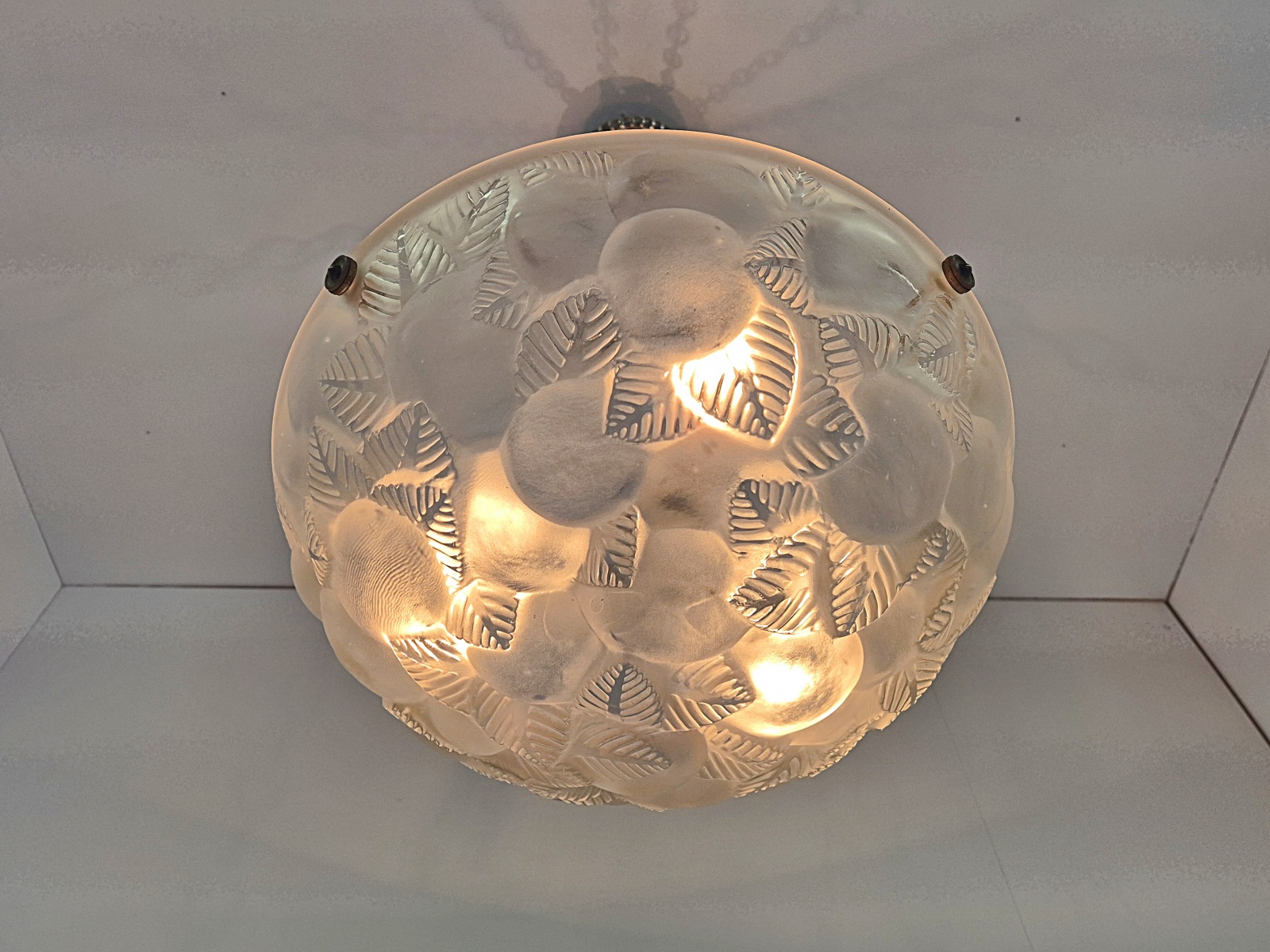 René Lalique | "Lausanne" Frosted Glass Plafonnier | France c.1930 - Image 8