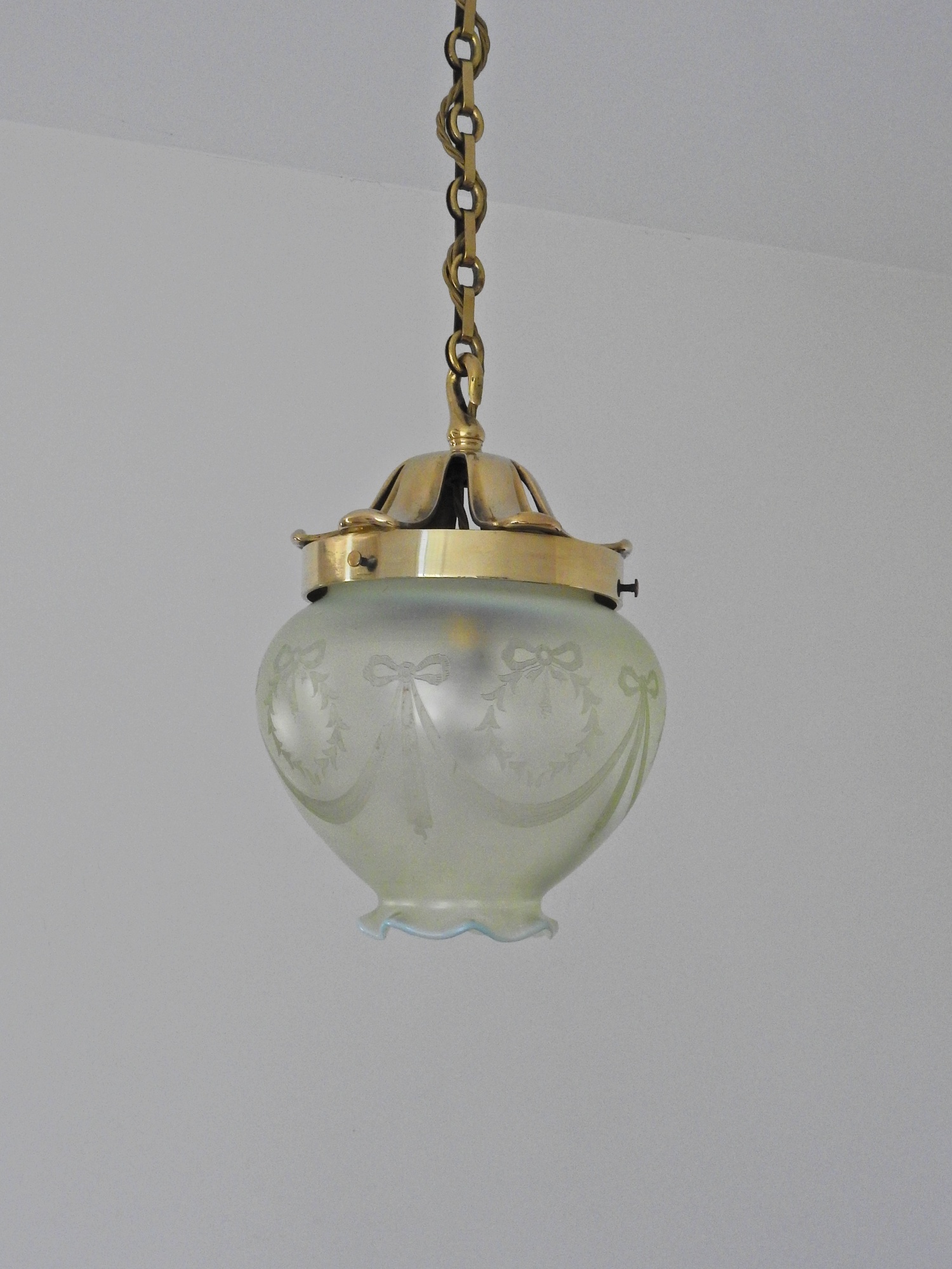 Attributed John Walsh Walsh | Large Vaseline Glass Lantern | England c.1905 - Image 6