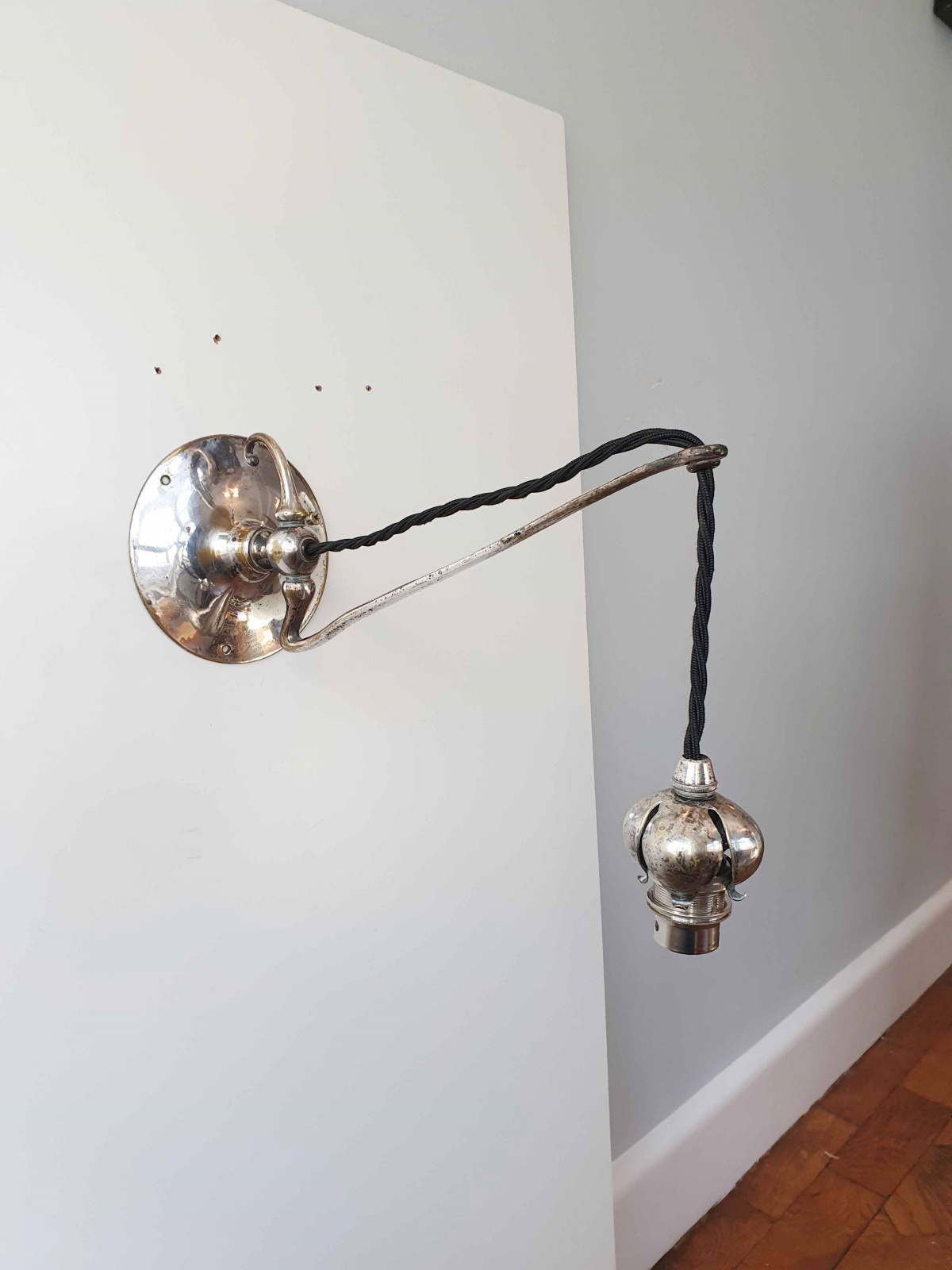 The General Electric Company (G.E.C) | 2 Silver-plated Arts & Crafts Wall Lights | England c.1905 | SOLD - Image 12