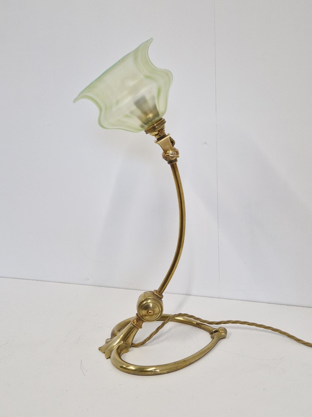 W.A.S Benson, London | Brass Arts & Crafts Desk lamp | England C.1900 | SOLD - Image 5