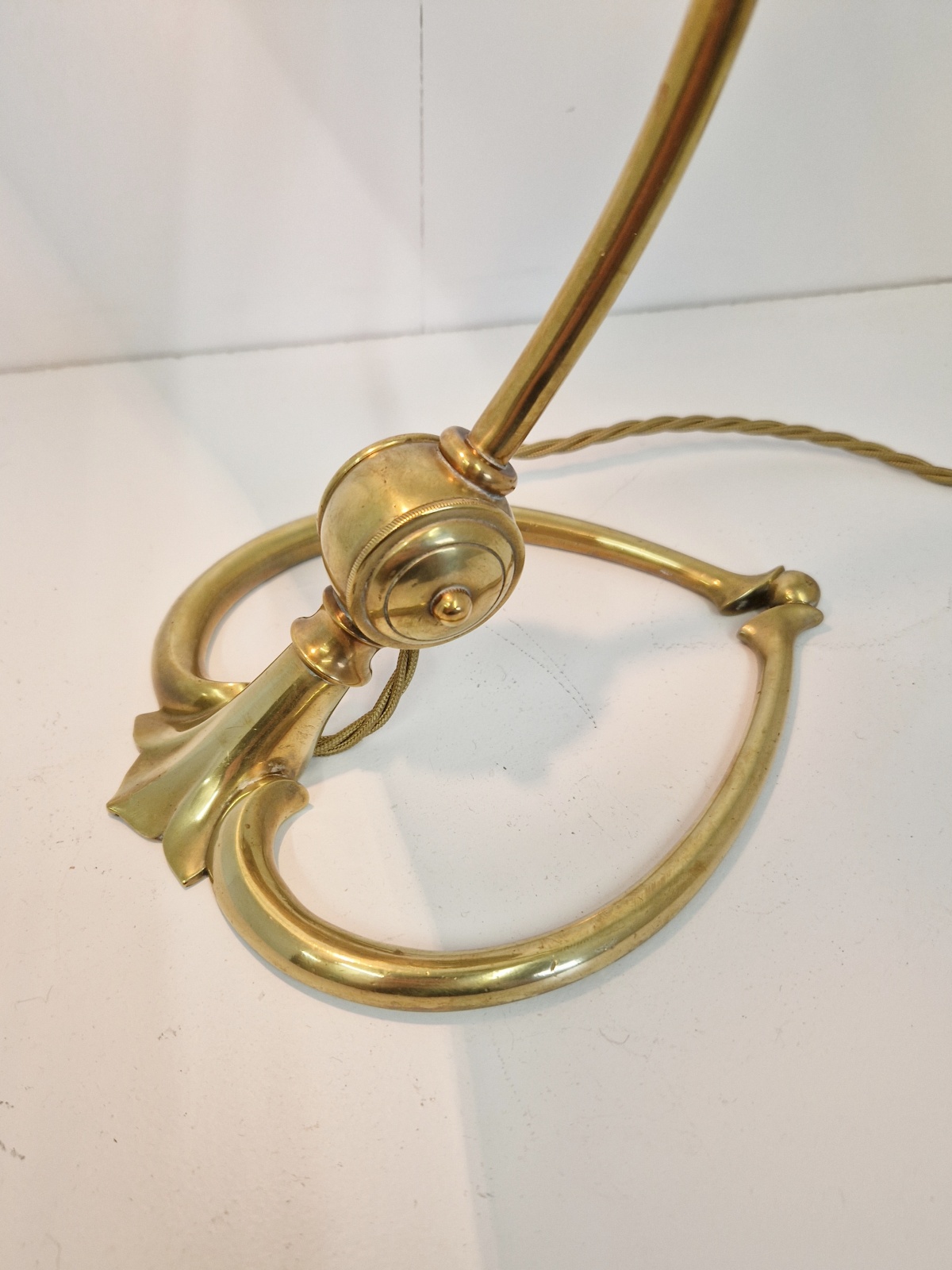 W.A.S Benson, London | Brass Arts & Crafts Desk lamp | England C.1900 | SOLD - Image 9