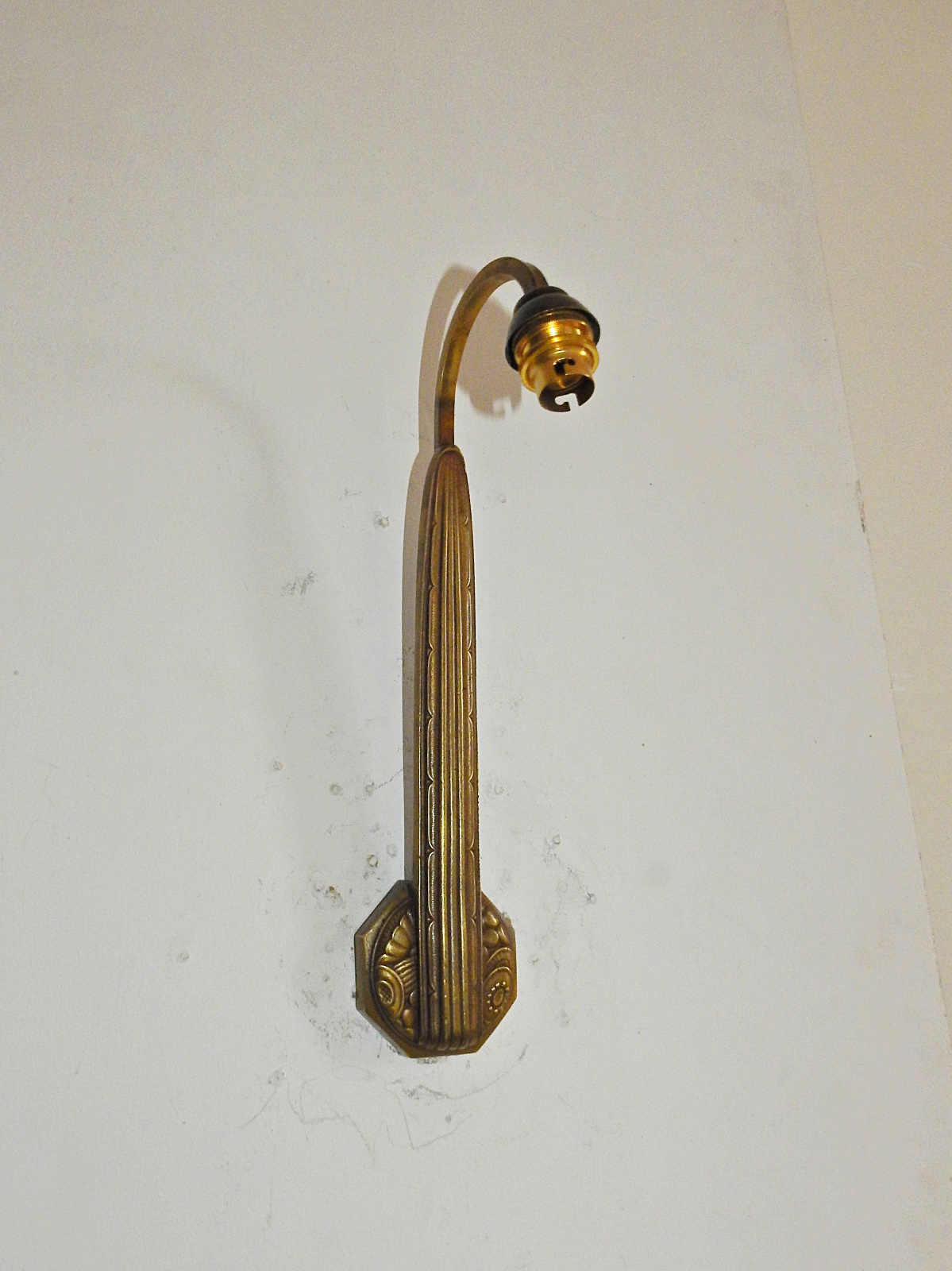 Charles Ranc, Paris | 2 Single-Arm + 2 Twin-Arm Art Deco Wall Lights | SOLD - Image 6