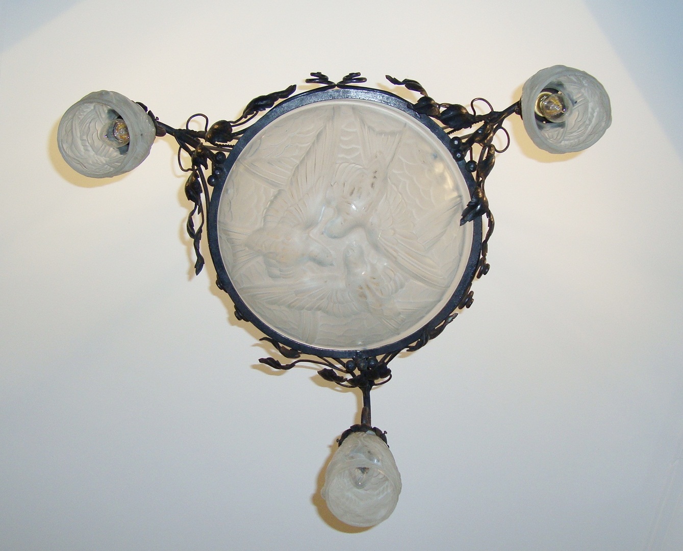 Noverdy (Nouvelle Verrerie de Dijon) | 3 Branch Wrought-Iron Chandelier | France c.1930 | SOLD - Image 5