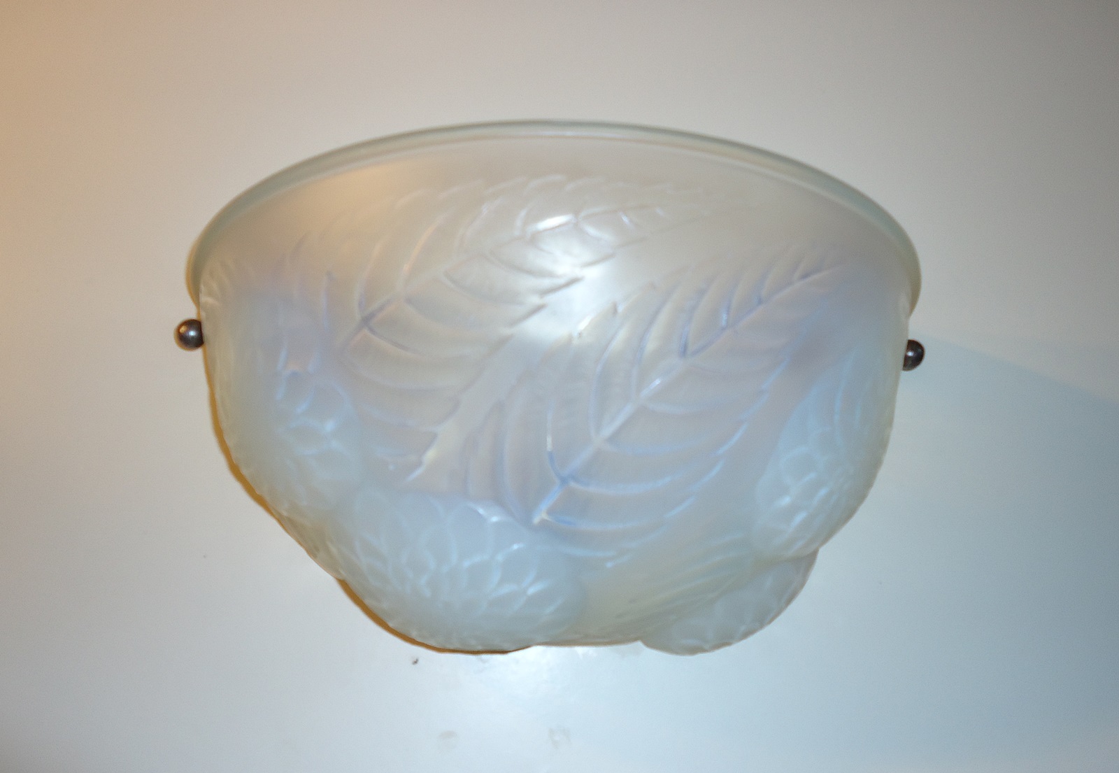 René Lalique | 2 "Dahlia" Opalescent Wall Lights | France c.1930 | SOLD - Image 4