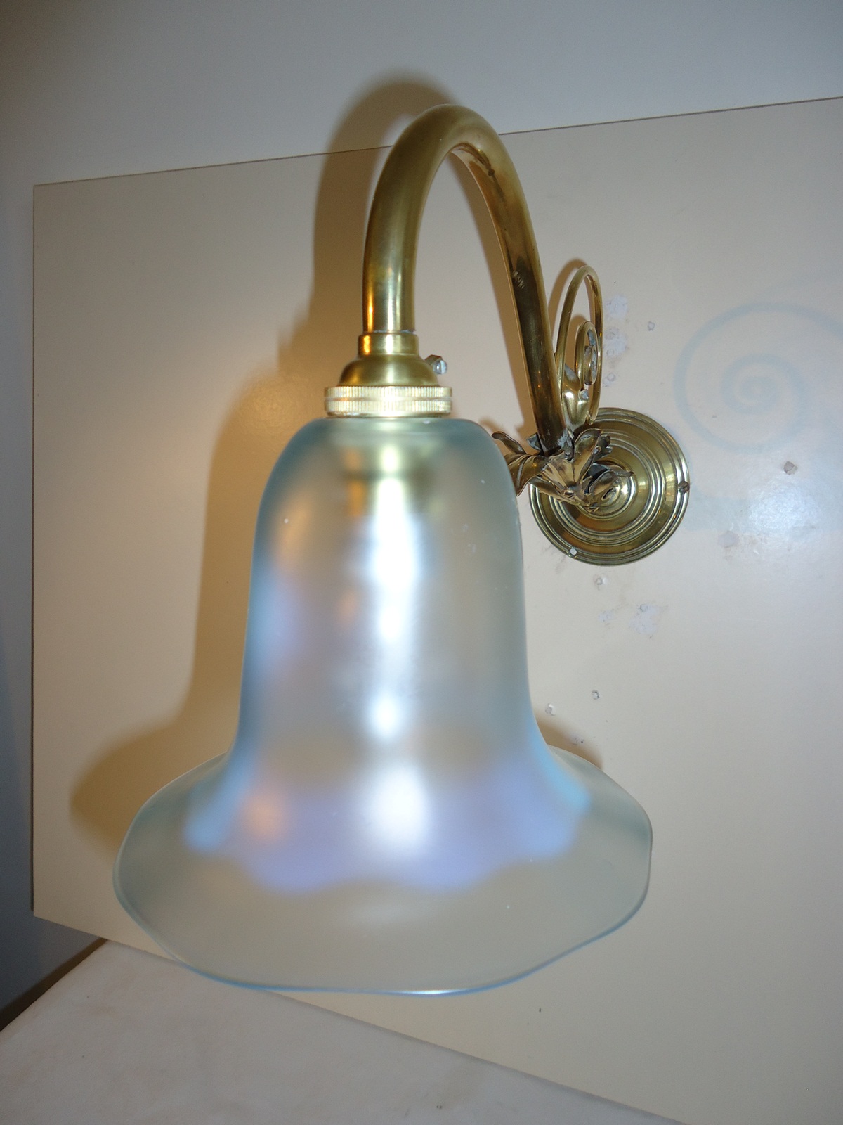 The General Electric Company (G.E.C) | Brass Art Nouveau Wall Light | England Early c.20th | SOLD - Image 2