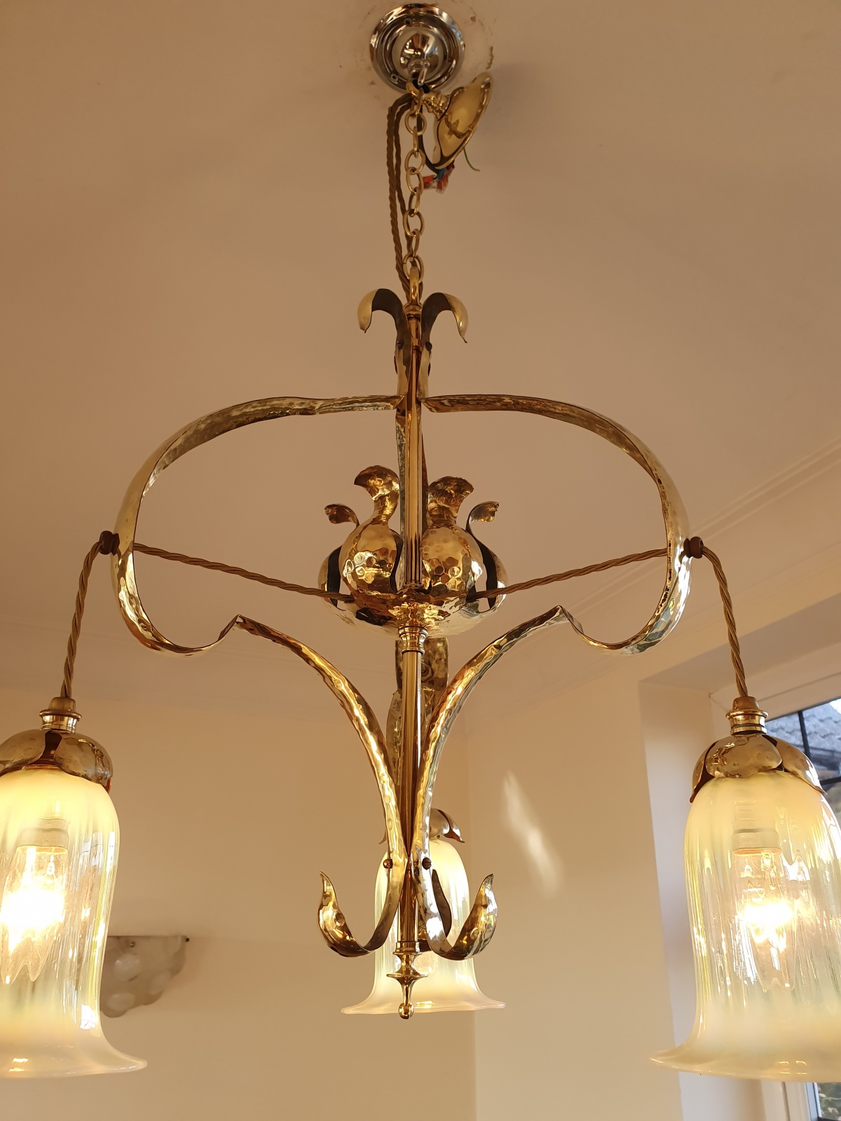 Attributed William Whitehouse & Co. | Arts & Crafts Three-Branch Electrolier | England c.1900 | SOLD - Image 5