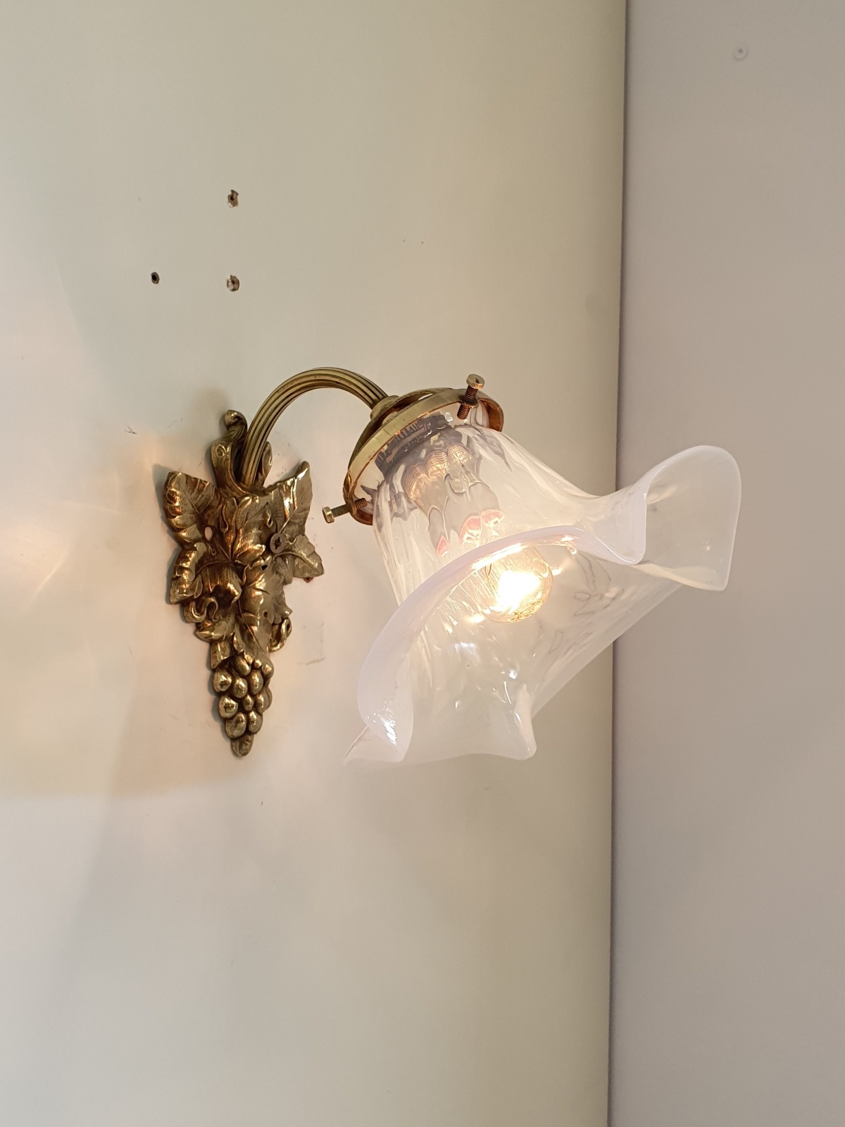 Unsigned | Neo-Classical Wall Light | French C.1920 | SOLD - Image 2