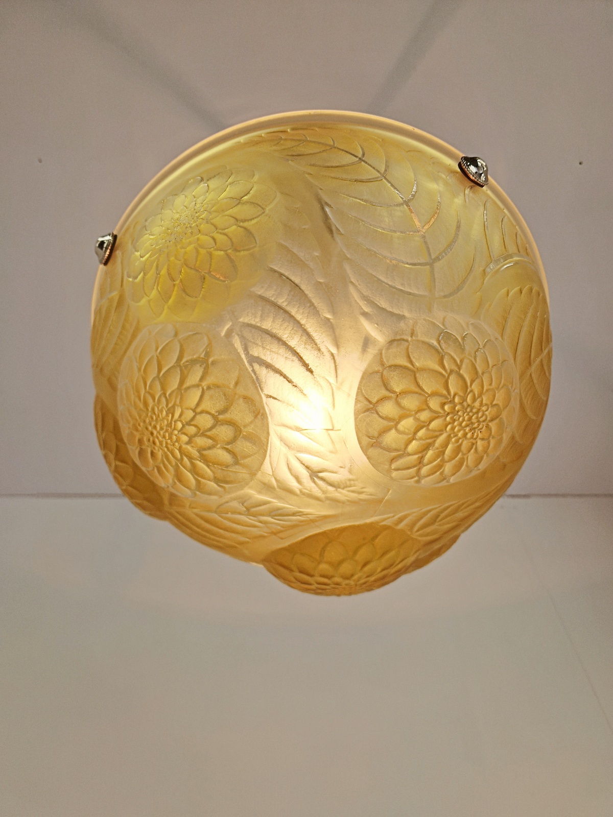 René Lalique | Caramel "Dahlia" Art Deco Plafonnier | France c.1925 - Image 6