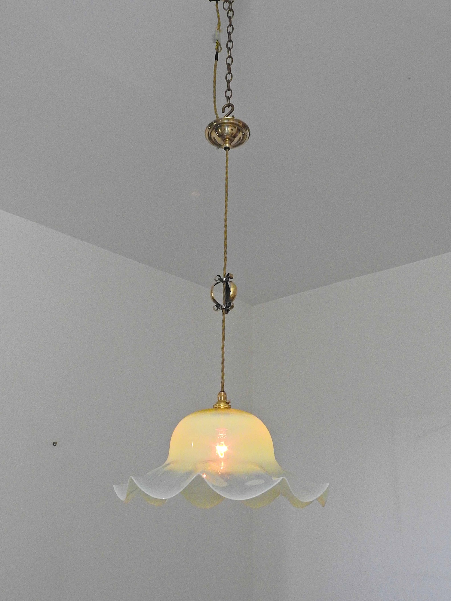 Possibly James Powell & Sons (Whitefriars) | Very Large Vaseline-glass "Jelly" Lampshade | England c.1900 | SOLD - Image 2