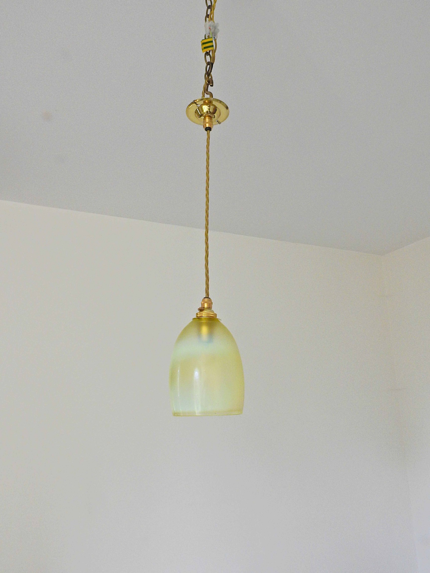 Stourbridge, Birmingham | Vaseline-glass Corridor Light | England c.1905 - Image 2