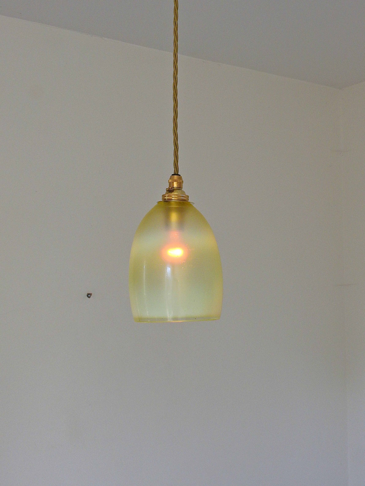 Stourbridge, Birmingham | Vaseline-glass Corridor Light | England c.1905 - Image 3