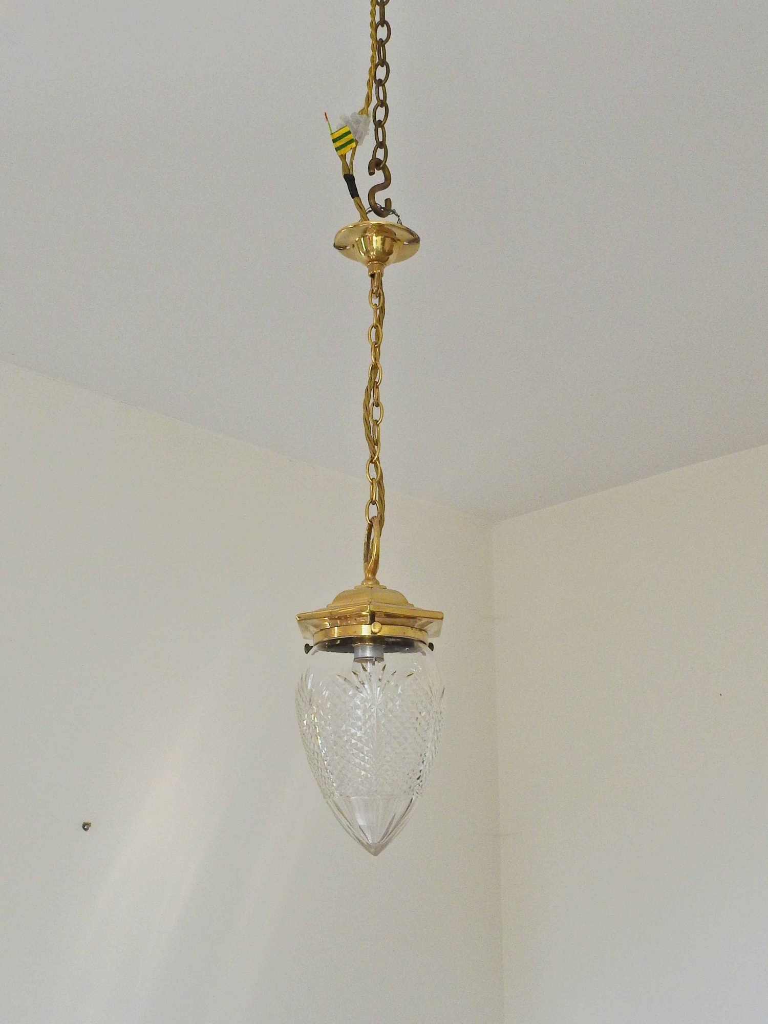 Unsigned | Cut-glass "Pineapple" Pendant | England Early c.20th | SOLD - Image 2