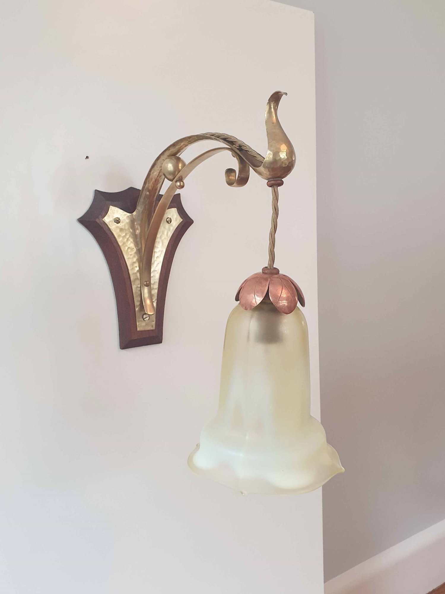 Unsigned | Arts & Crafts Wall Light | England c.1900 | SOLD - Image 5