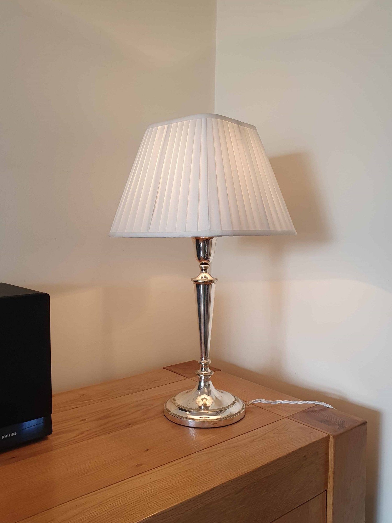 Z.Barraclough & Sons, Leeds | Silver-plated Edwardian Table Standard | England c.1905 | SOLD - Image 2