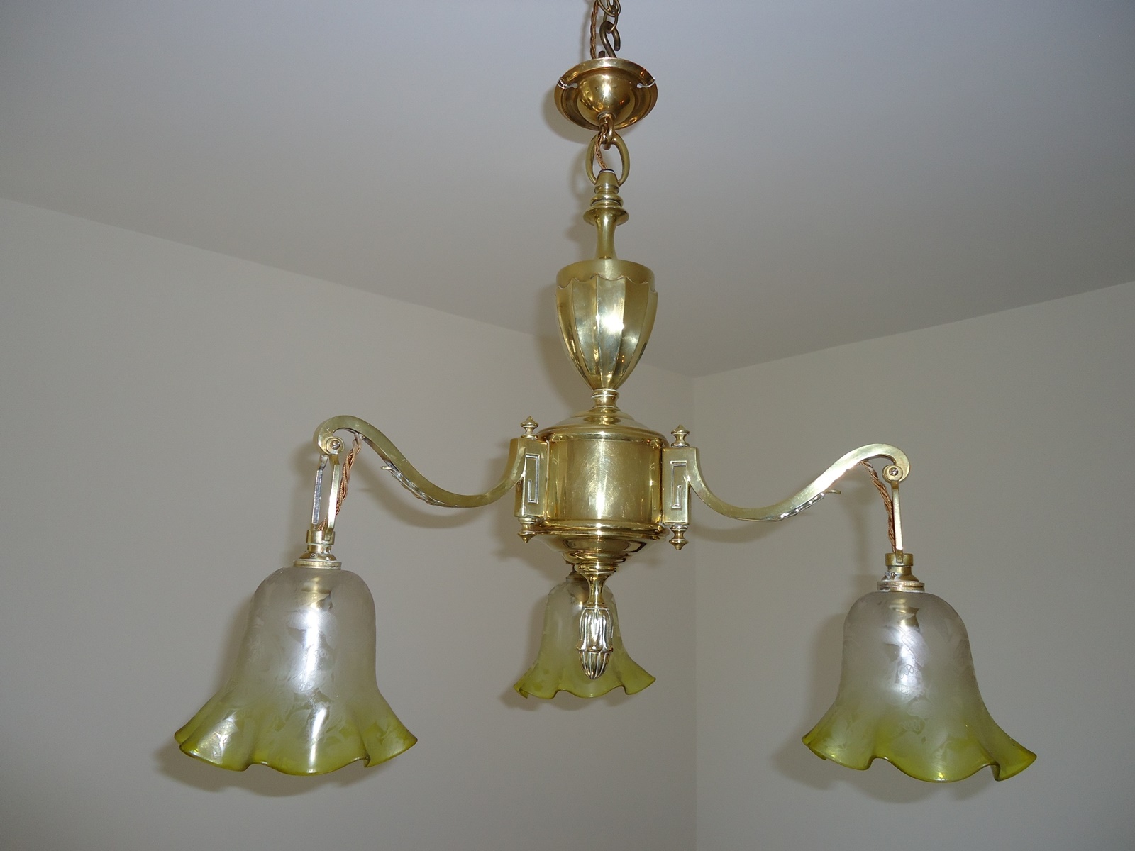 The General Electric Company (G.E.C) | 3 Branch Electrolier | England c.1925 | SOLD - Image 3