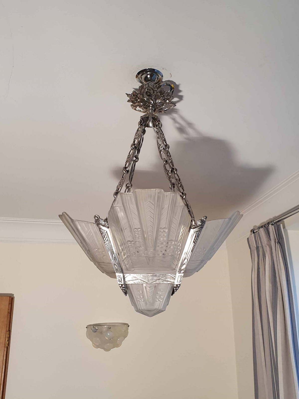 Etablissement Jean Gauthier (E.J.G) | Art Deco Chandelier | France c.1930 - Image 2