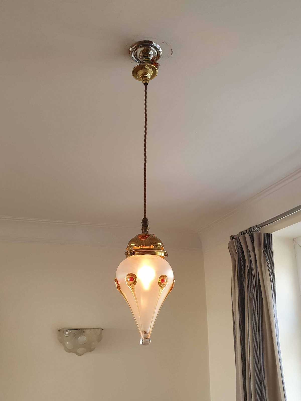 Stuart & Sons, Birmingham | Art Nouveau Pendant Lampshade | England 1902 | SOLD - Image 2