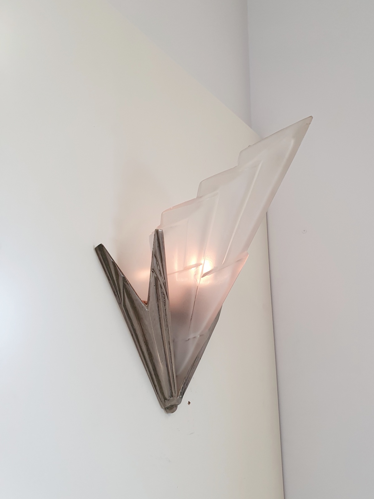 Verrerie D’art Degué | 2 Art Deco Wall Lights | France c.1930 | SOLD - Image 3