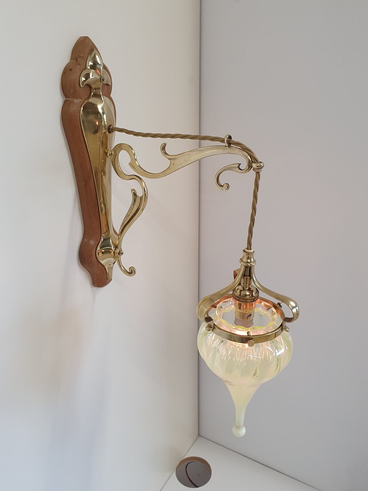 Attributed William Whitehouse & Co, Birmingham | 4 & 2 Art Nouveau Wall Lights | England c.1905 | SOLD - Image 7