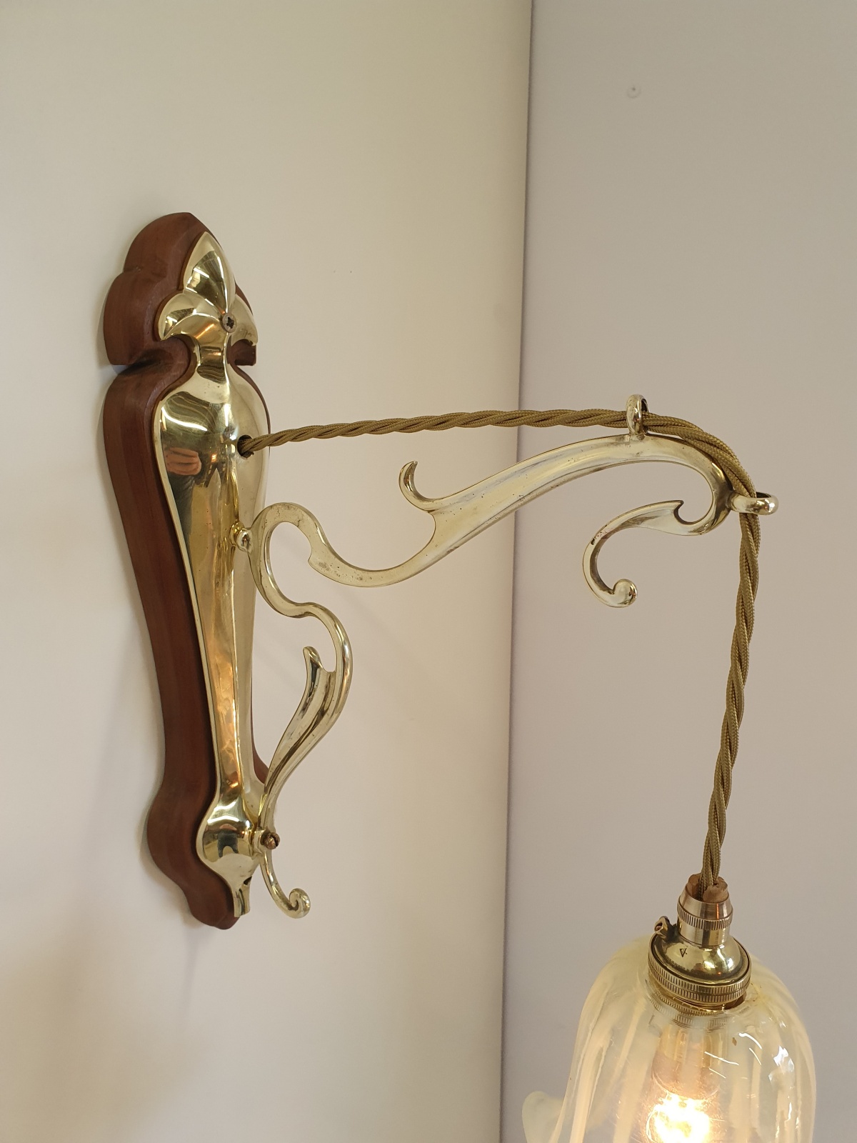 Attributed William Whitehouse & Co, Birmingham | 4 & 2 Art Nouveau Wall Lights | England c.1905 | SOLD - Image 19