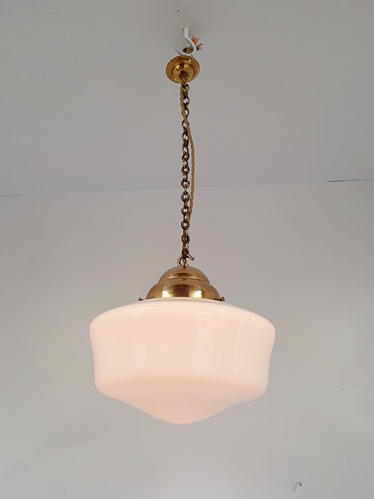 Unsigned | 2 Opaline "Deylite" Lanterns | England c.1925 - Image 4