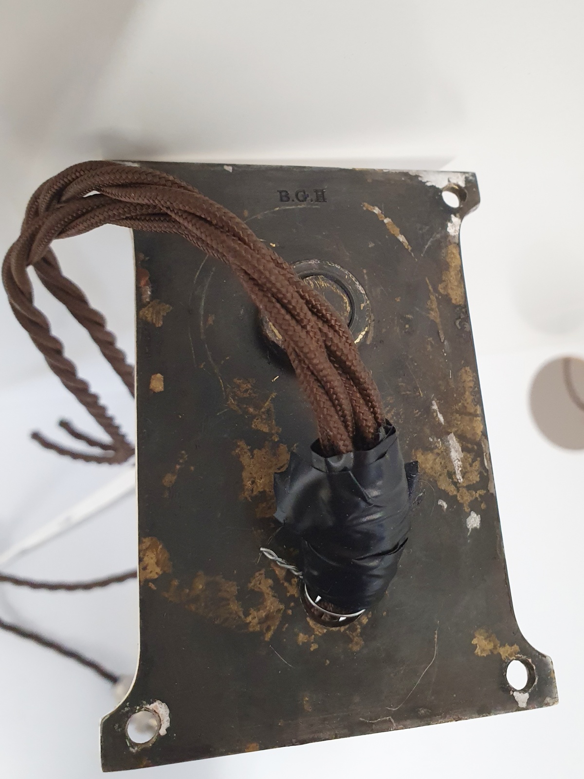 The Birmingham Guild of Handicraft | 4 Arts & Crafts Wall Lights | England c.1900 - Image 10