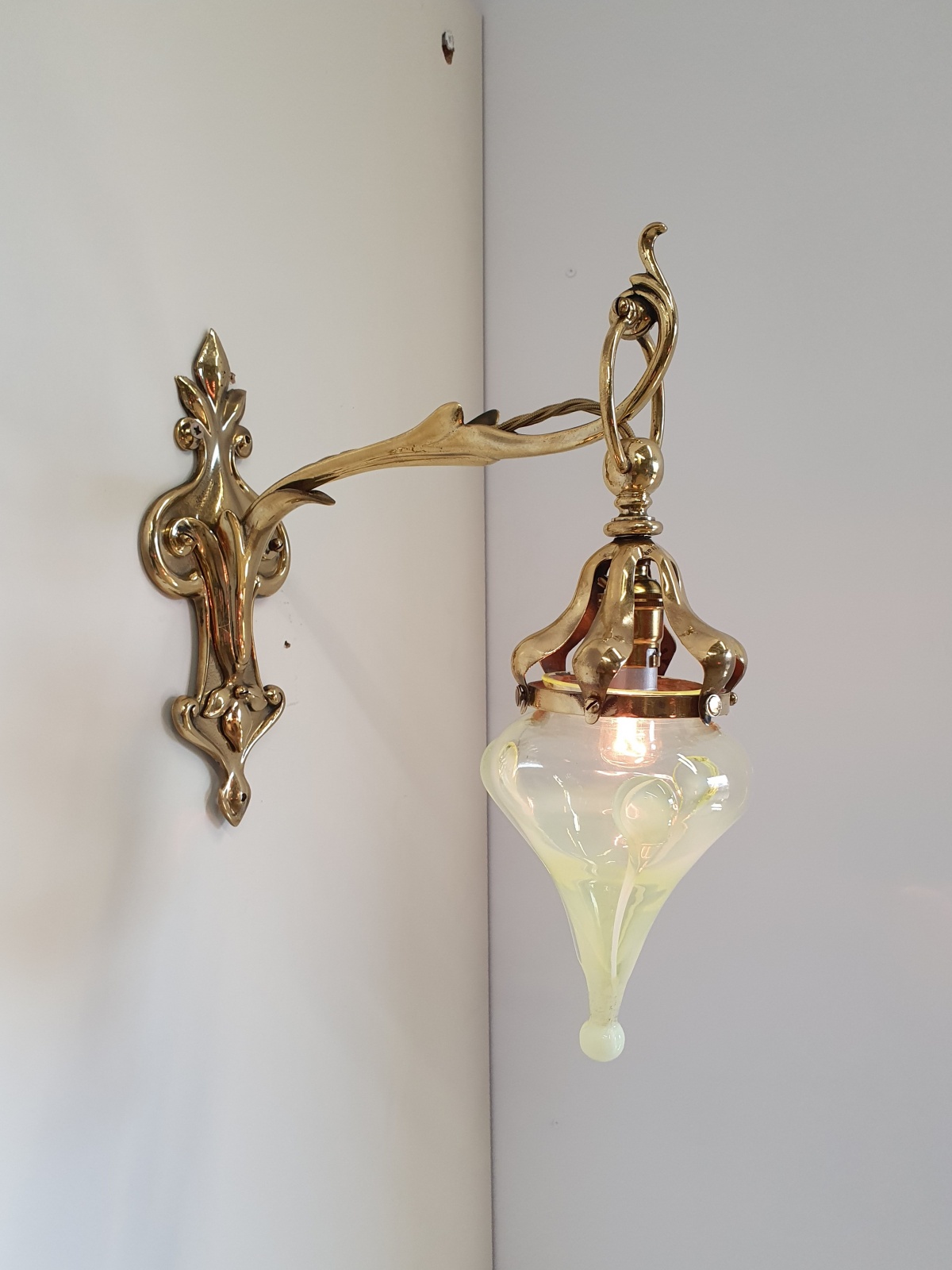 Best & Lloyd, Birmingham | 2 Art Nouveau Wall Lights | England c.1900 | SOLD - Image 2