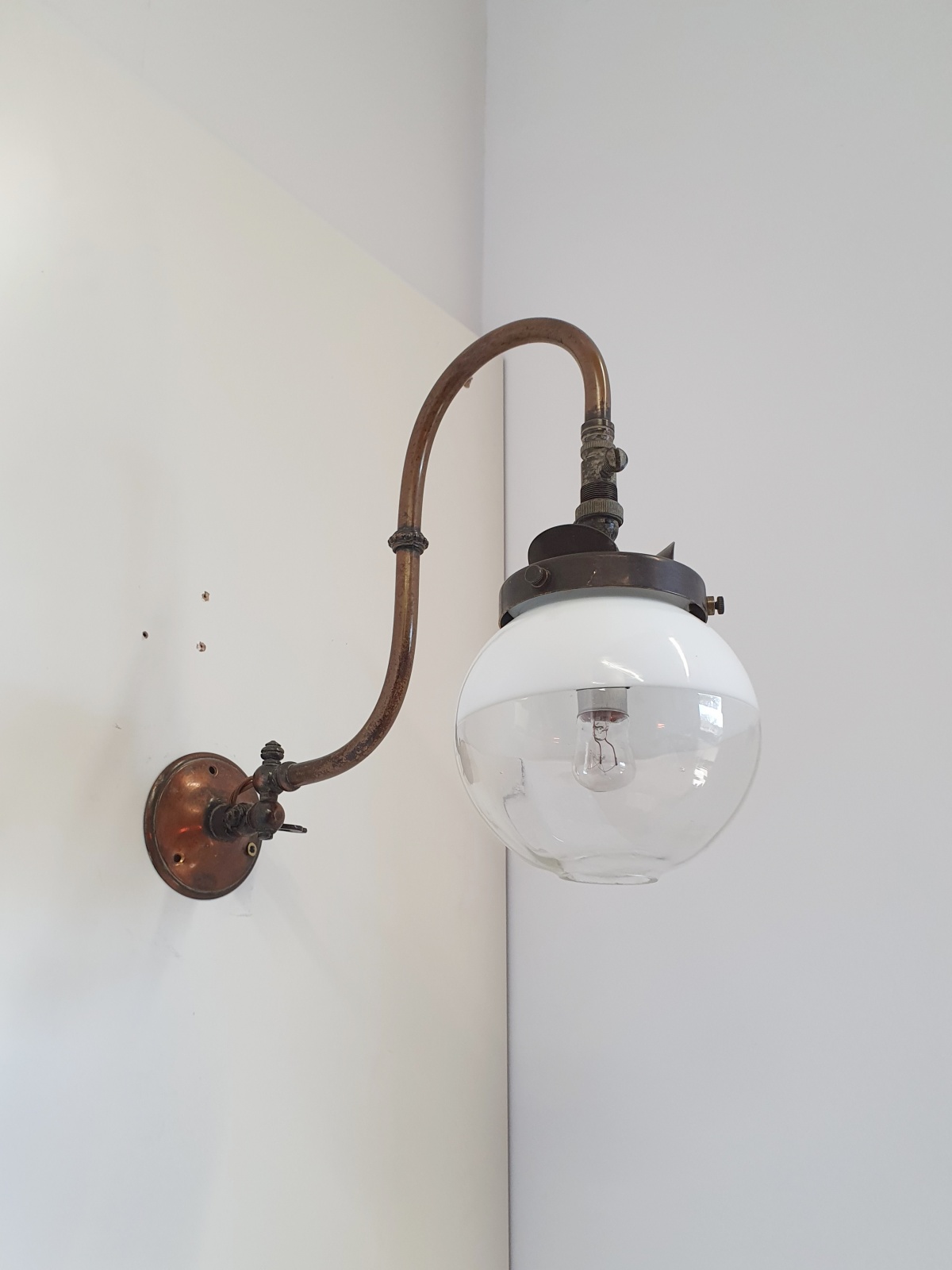 Unsigned | "Swan-neck" Gas Wall Light | England c.1890-1910 | SOLD - Image 5