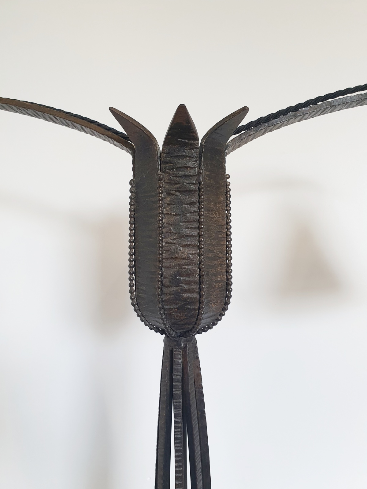 Marcel Vasseur & Muller Frères | Wrought Iron Art Deco Table Lamp | France c.1930 - Image 9