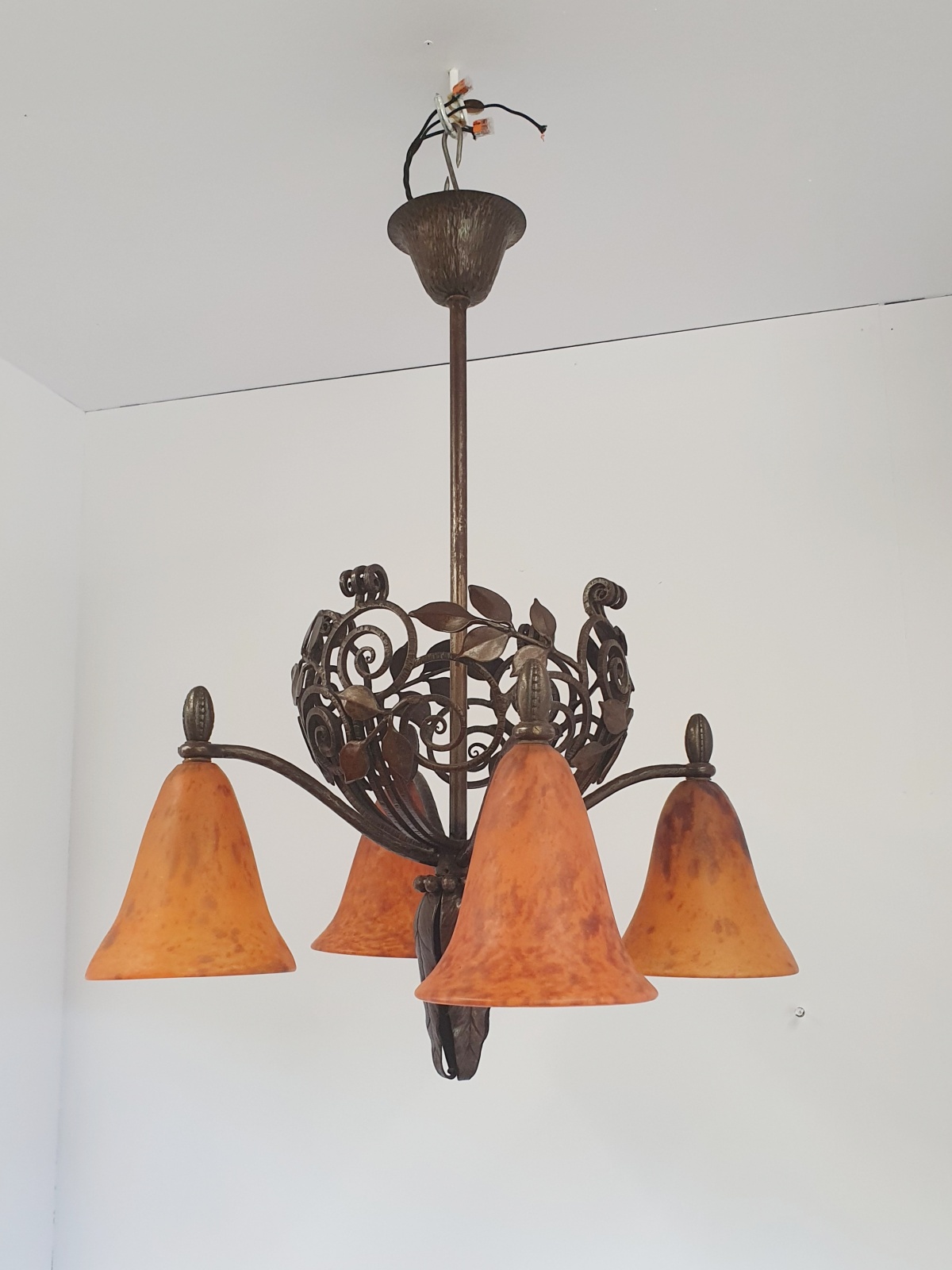 Edgar Brandt & Daum Frères | 4-Branch Wrought-iron Chandelier | France c.1920 - Image 5