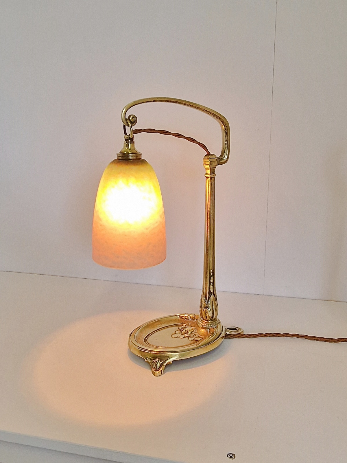 Charles Ranc & Verreries Schneider | 2 Bed-side Table Lamps | France c.1920 | SOLD - Image 4