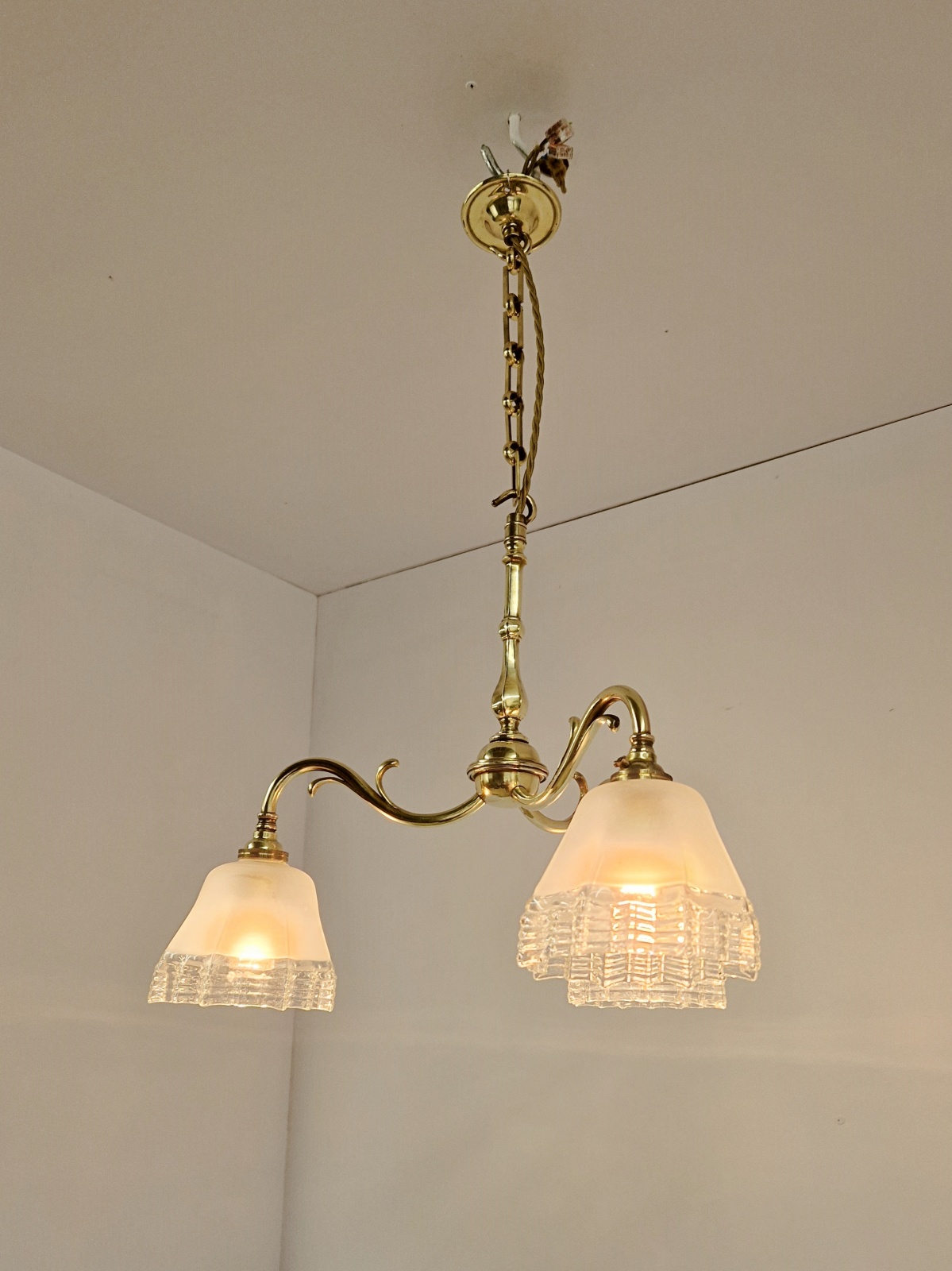 The General Electric Company (G.E.C) | Small Traditional Ceiling Fitting | England c.1920 - Image 6