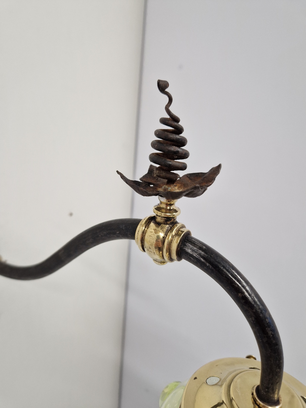 Unsigned | 2 Wrought-iron Arts & Crafts Wall Lights | England c.1900 | SOLD - Image 10