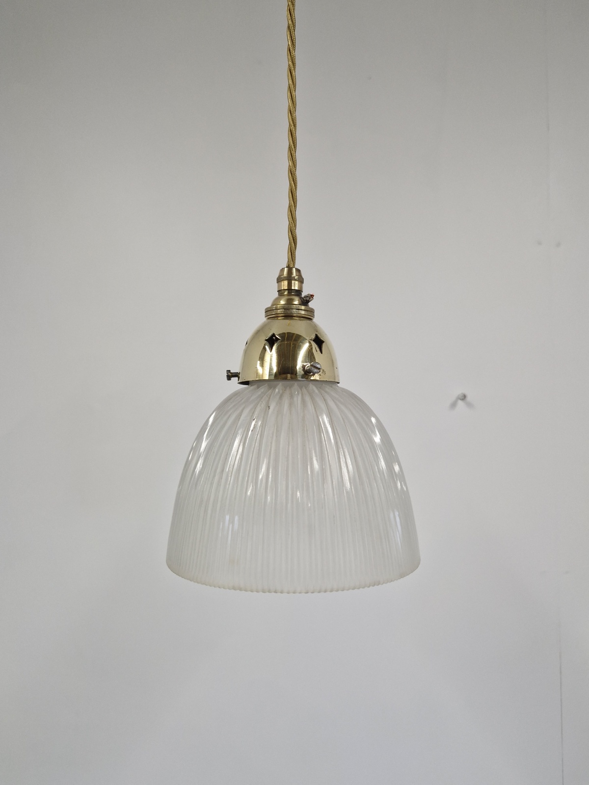 The Holophane Company | 2 Frosted Pendant "Stiletto" Prism Reflectors | England c.1900 | SOLD - Image 7