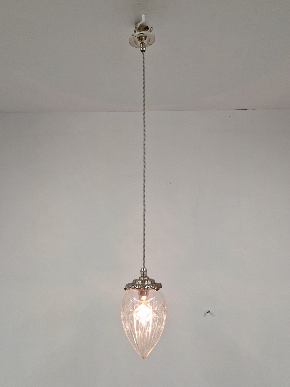 Unsigned | Cut-glass "Pineapple" Pendant Lampshade | England c.1905 | SOLD - Image 2