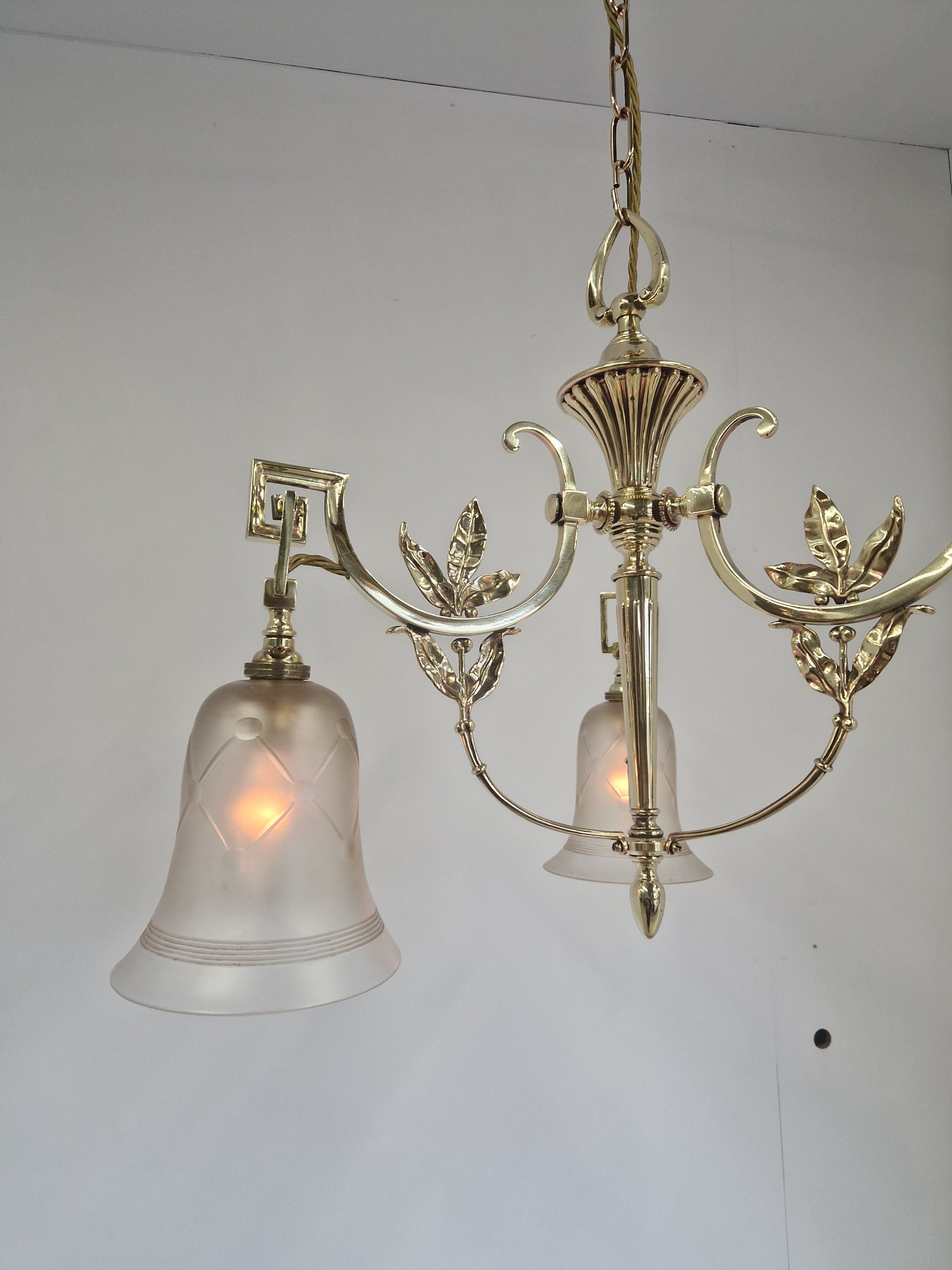 Unsigned | Traditional Edwardian 3-Branch Electrolier | England c.1910-1920 | SOLD - Image 6